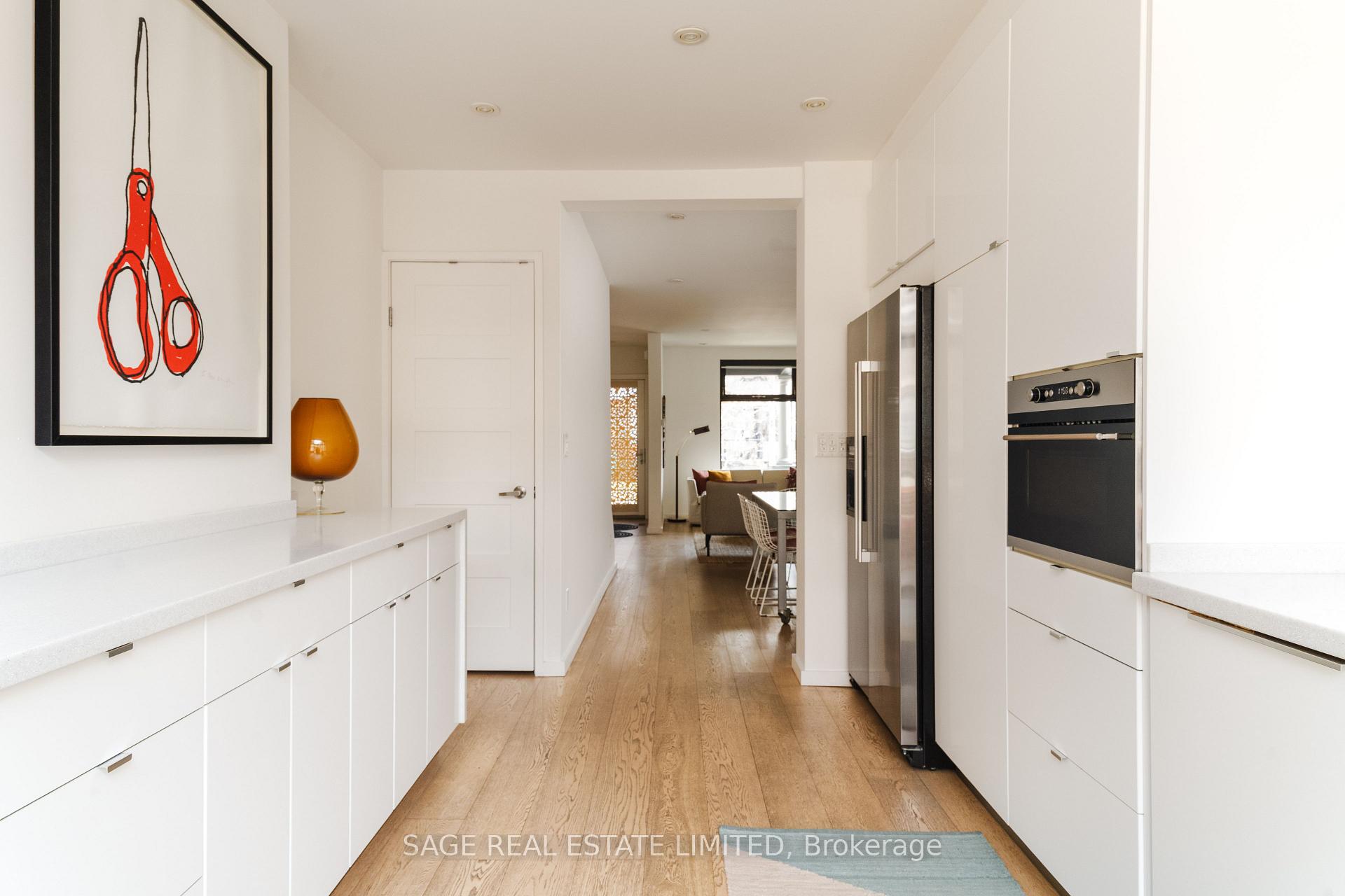 Photo 12 of 36 Bellwoods Avenue, Toronto, Trinity-Bellwoods — HOMEH
