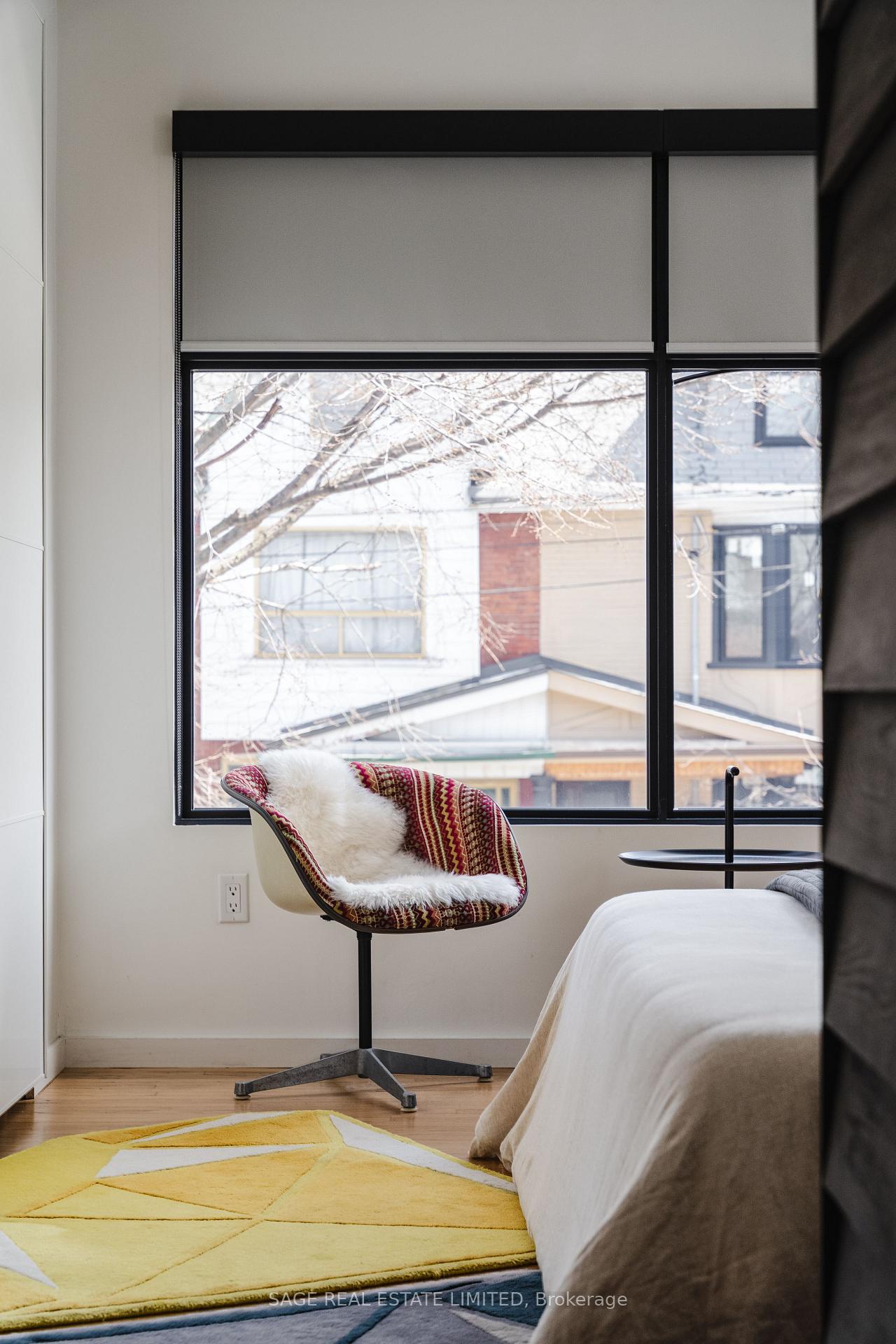Photo 17 of 36 Bellwoods Avenue, Toronto, Trinity-Bellwoods — HOMEH