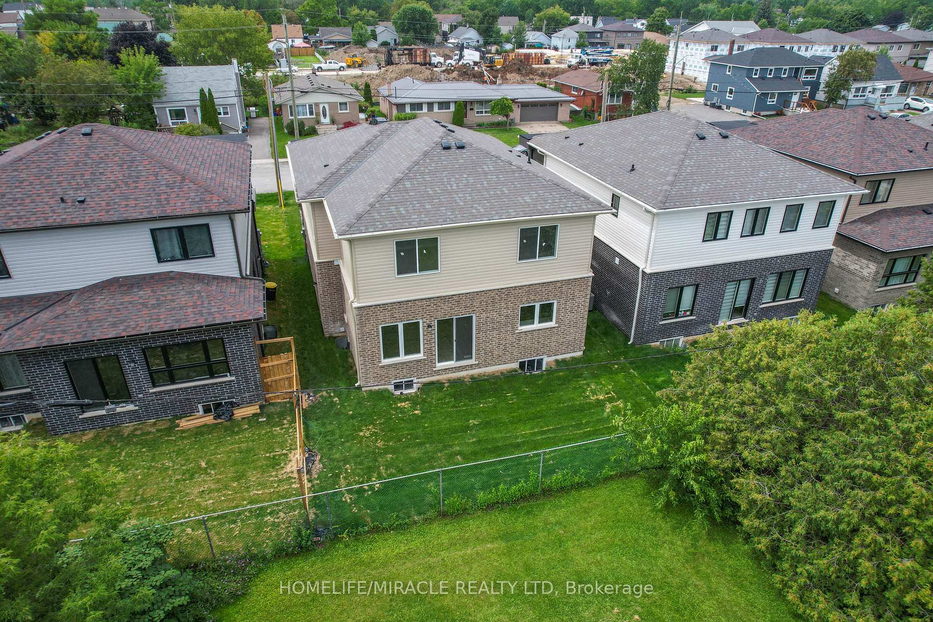 Photo 4 of 228 Morton Street, Thorold, Allanburg/Thorold South — HOMEH