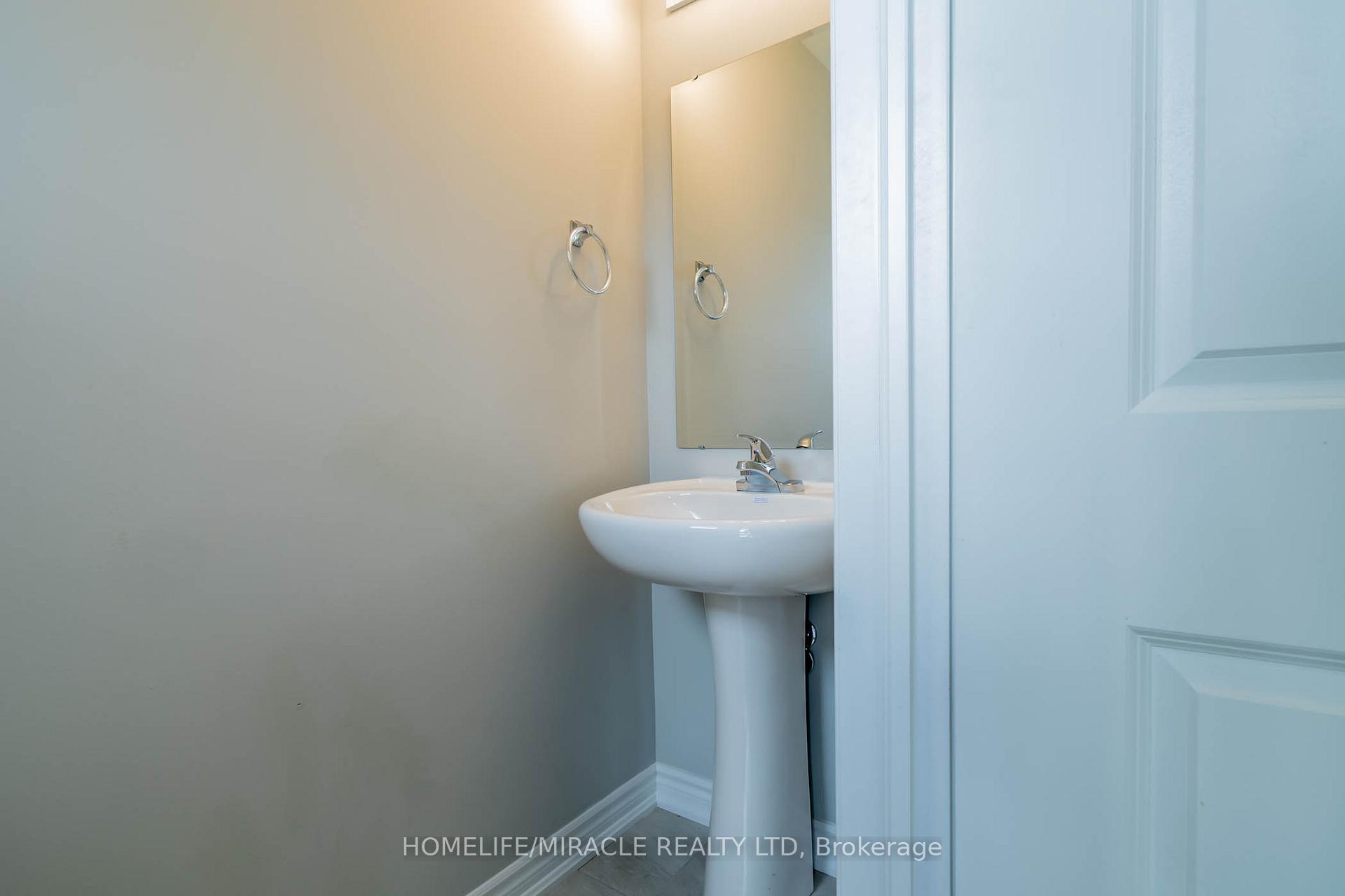 Photo 7 of 228 Morton Street, Thorold, Allanburg/Thorold South — HOMEH