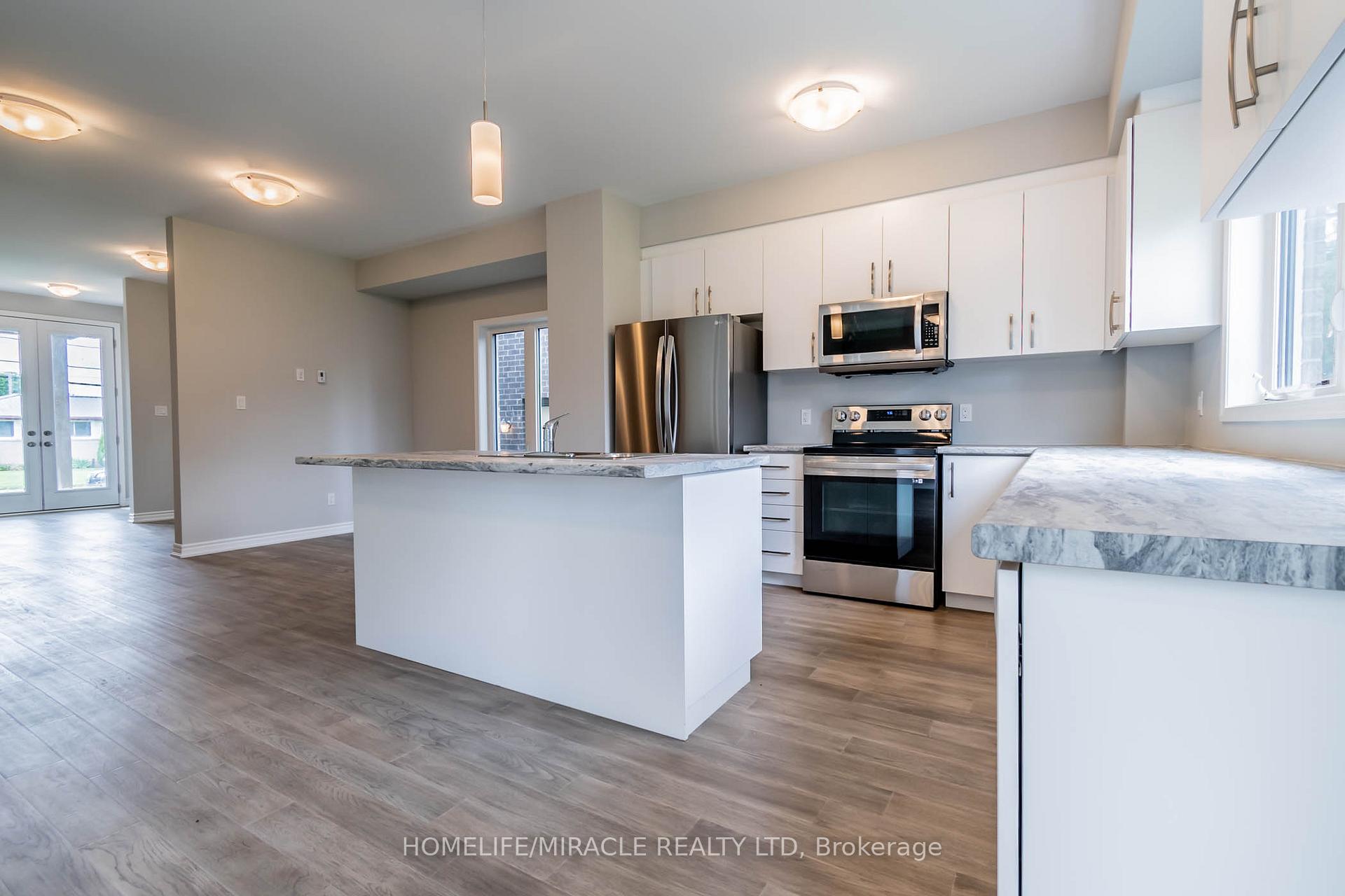 Photo 20 of 228 Morton Street, Thorold, Allanburg/Thorold South — HOMEH
