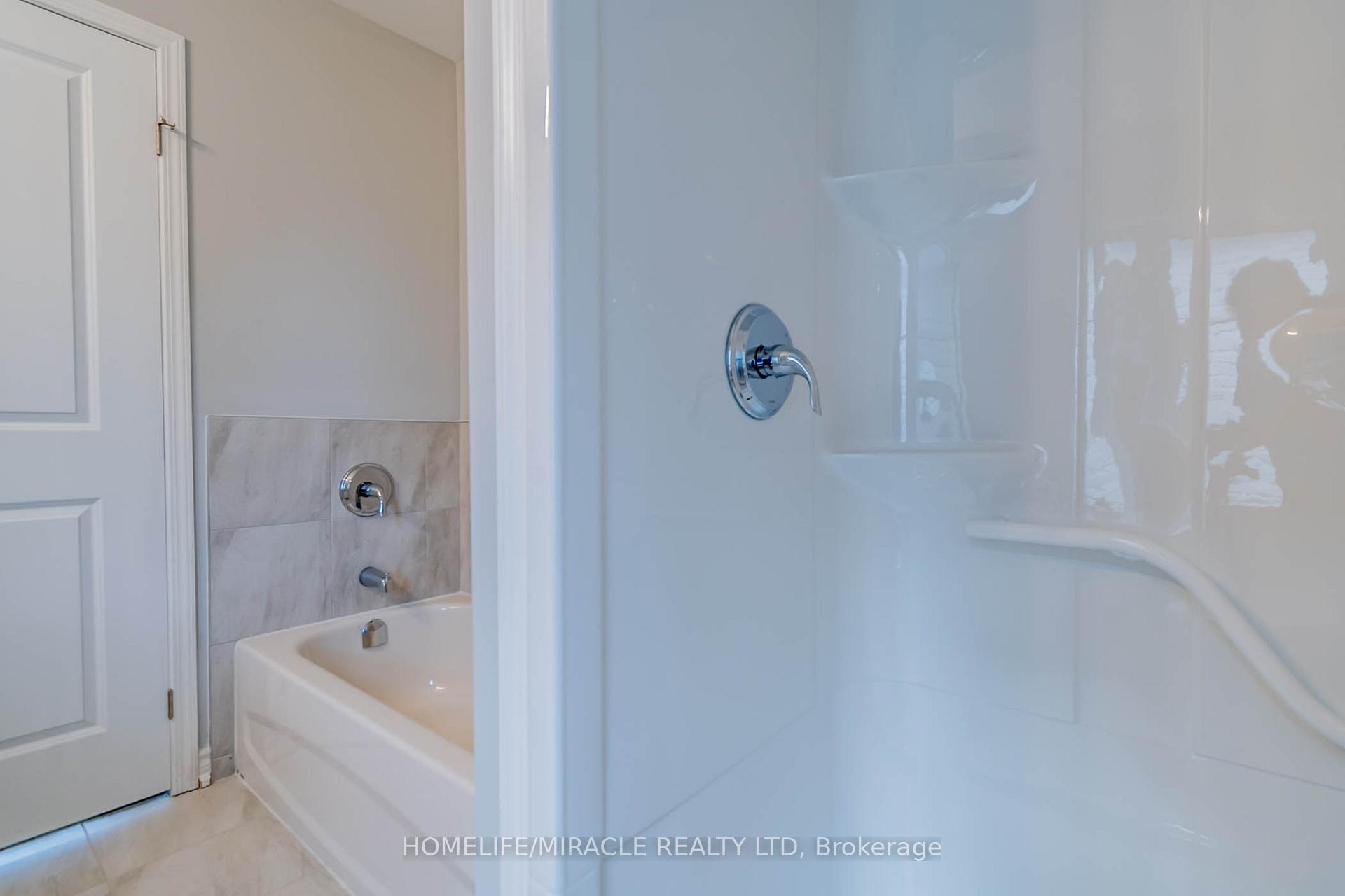 Photo 42 of 228 Morton Street, Thorold, Allanburg/Thorold South — HOMEH