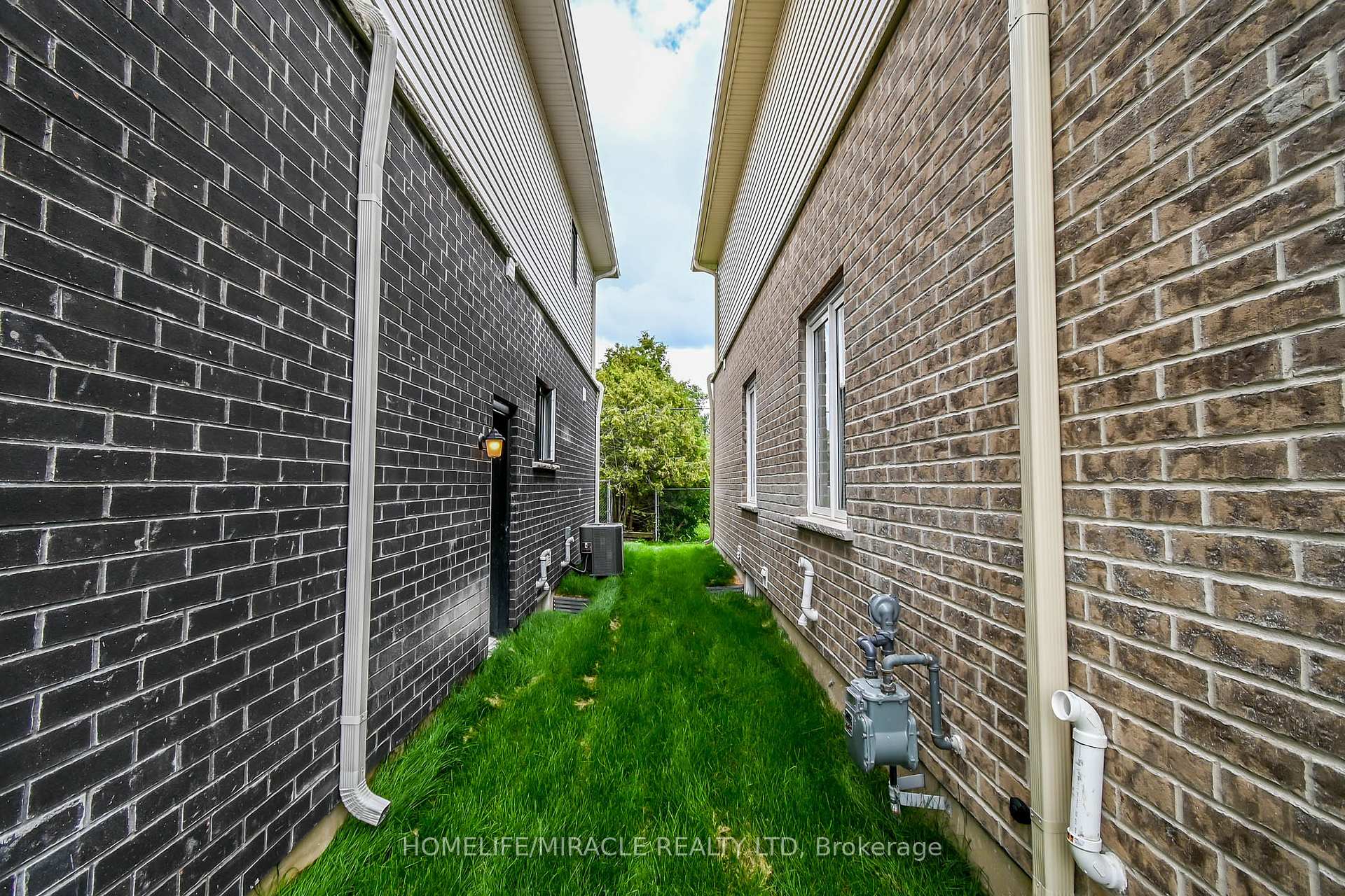 Photo 49 of 228 Morton Street, Thorold, Allanburg/Thorold South — HOMEH