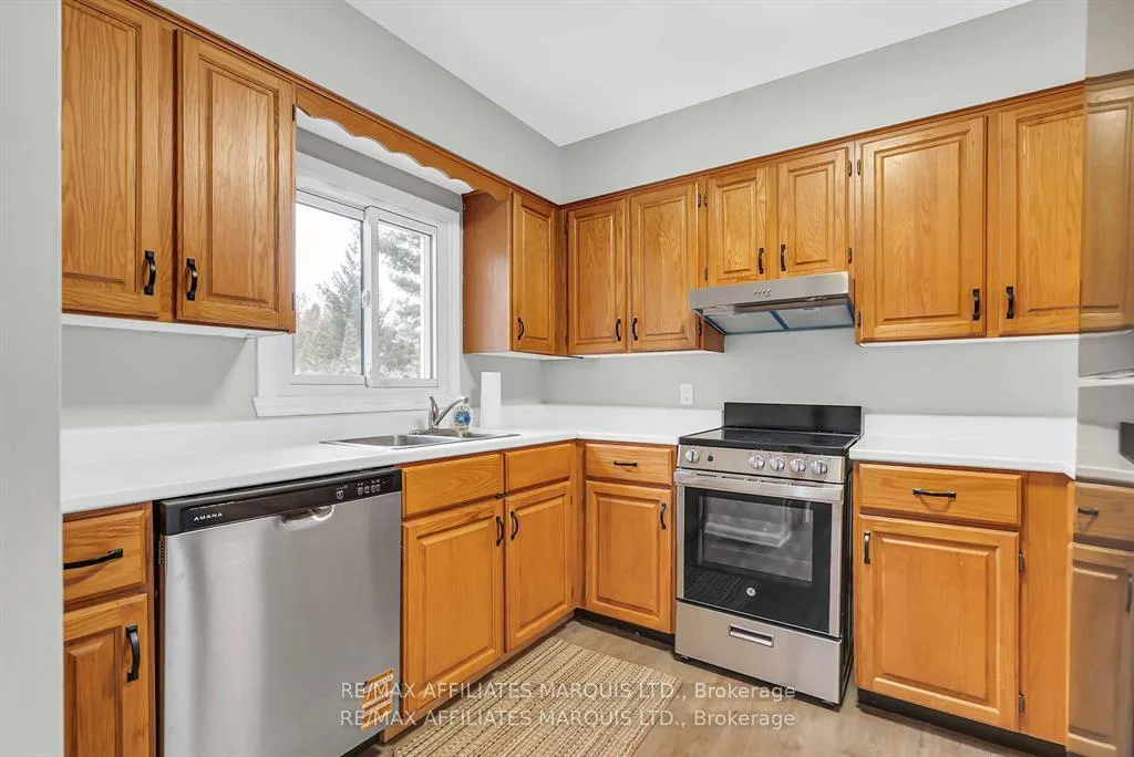 Photo 5 of 120 Fortier Street, Cornwall — HOMEH