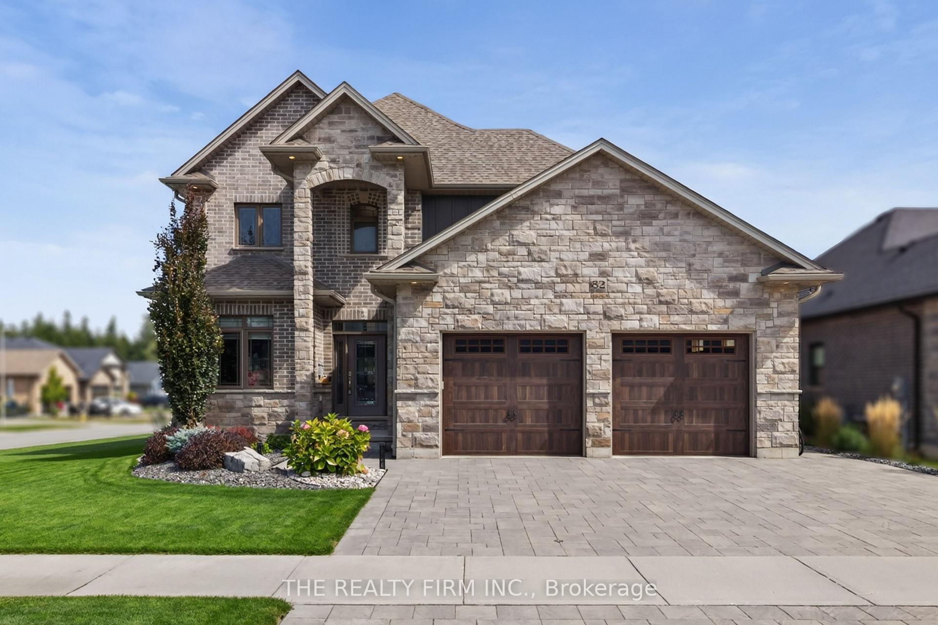 Photo 1 of 82 Ashby Crescent, Strathroy-Caradoc, SW — HOMEH