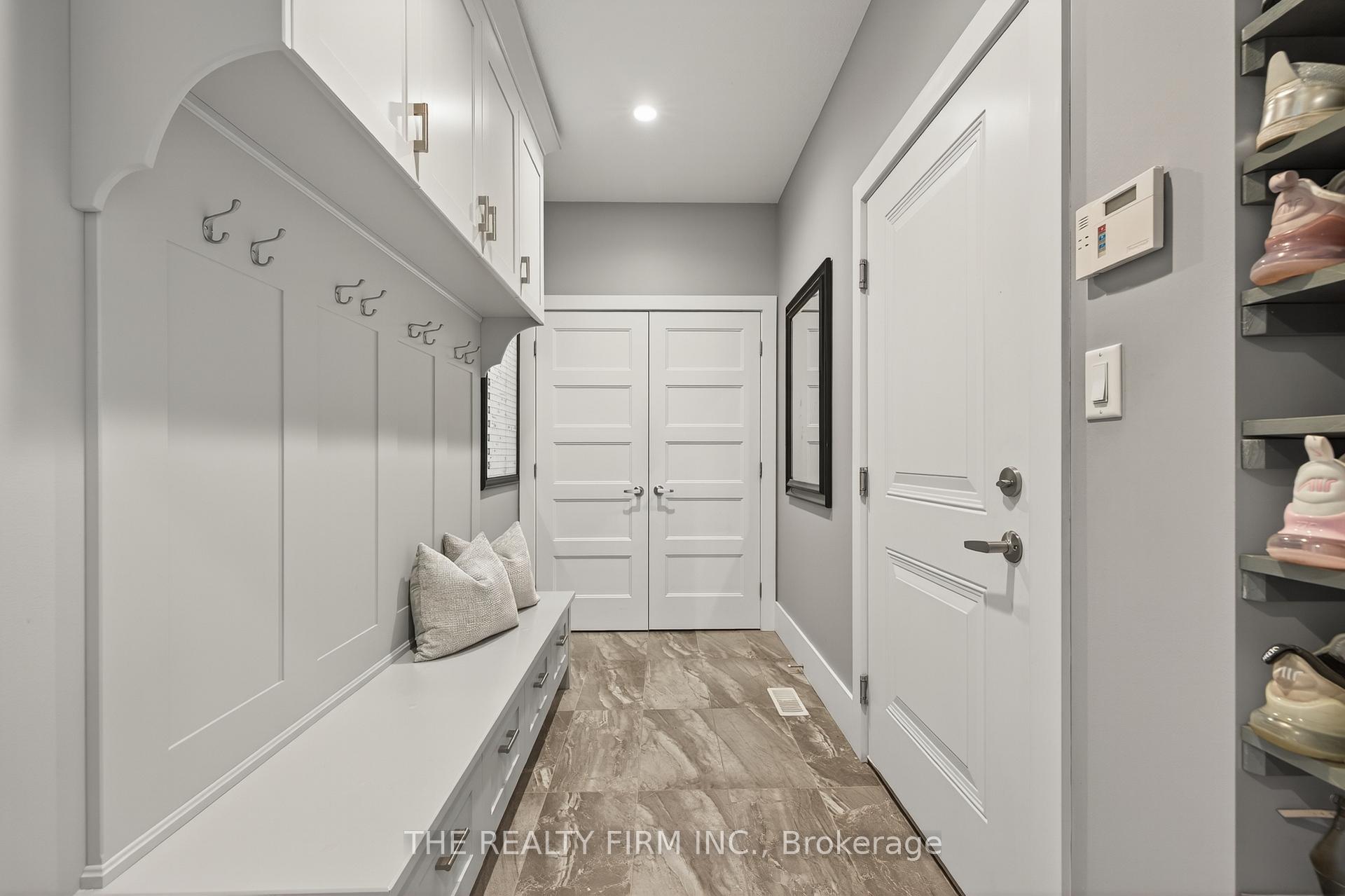 Photo 7 of 82 Ashby Crescent, Strathroy-Caradoc, SW — HOMEH