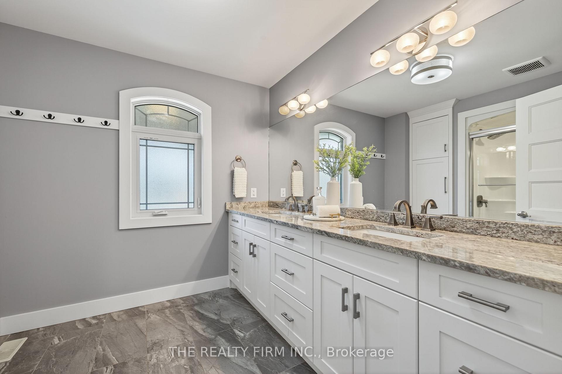 Photo 26 of 82 Ashby Crescent, Strathroy-Caradoc, SW — HOMEH