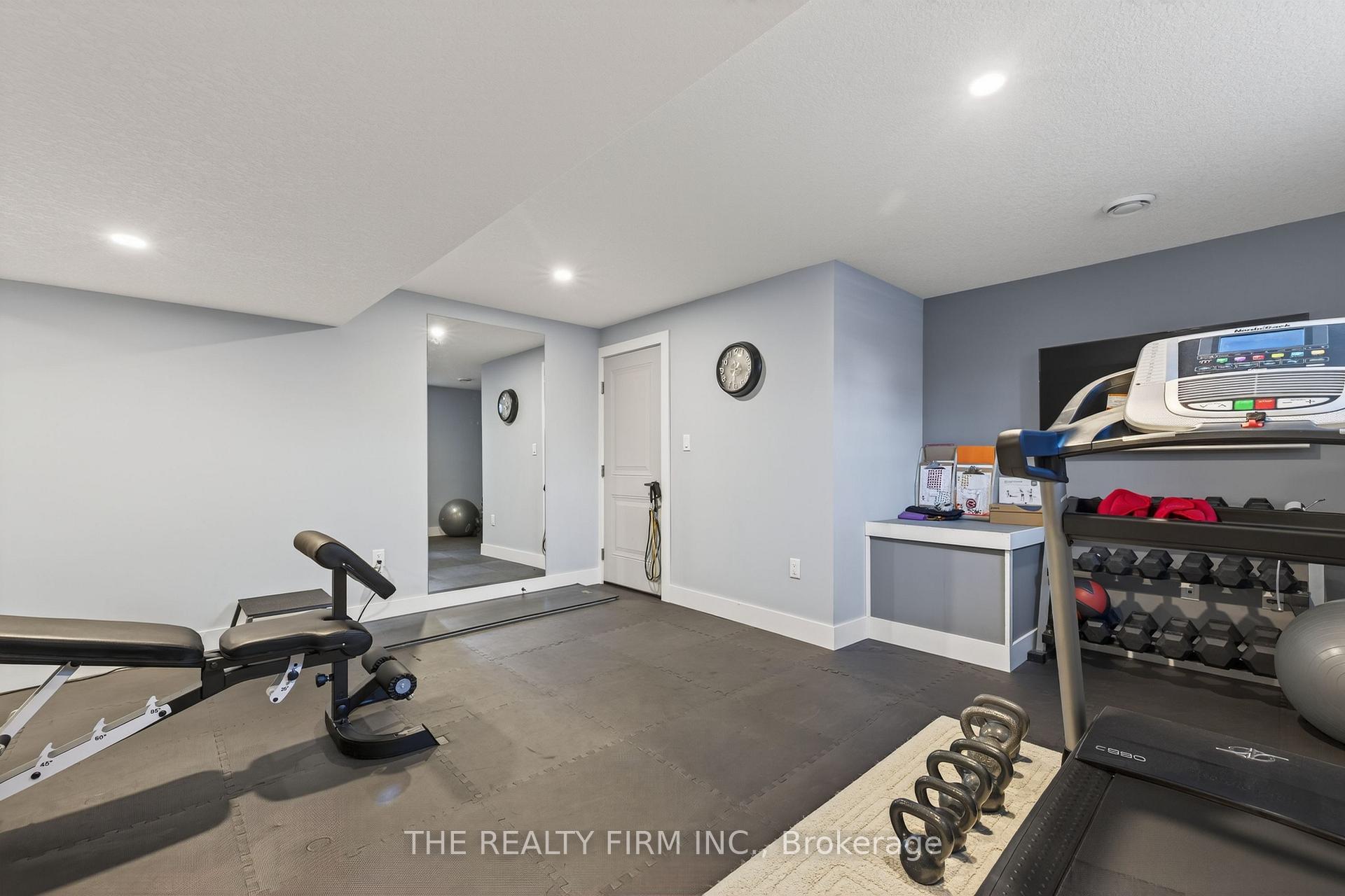 Photo 37 of 82 Ashby Crescent, Strathroy-Caradoc, SW — HOMEH