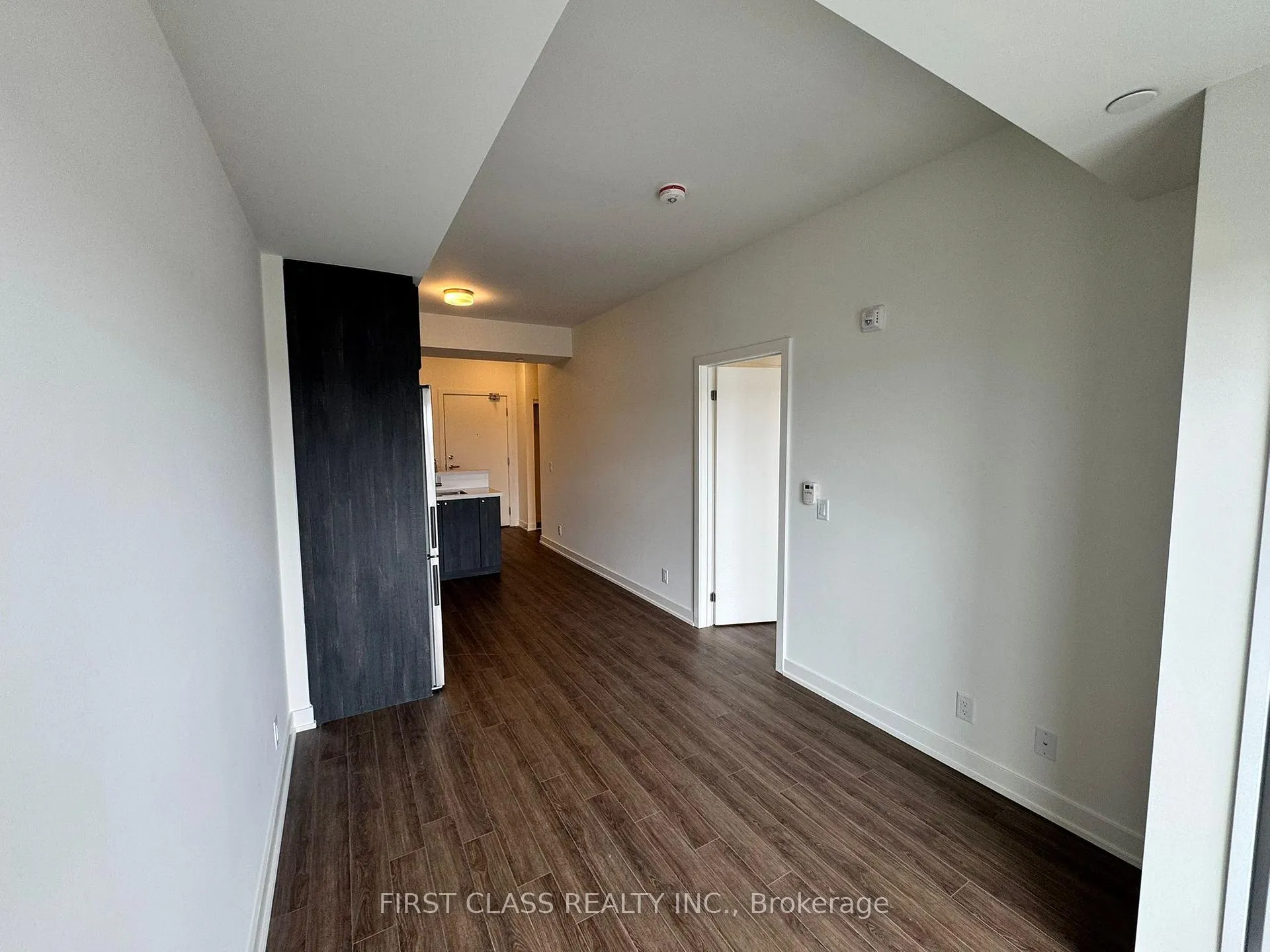 Photo 6 of 51 Clarington Boulevard, Clarington, Bowmanville — HOMEH