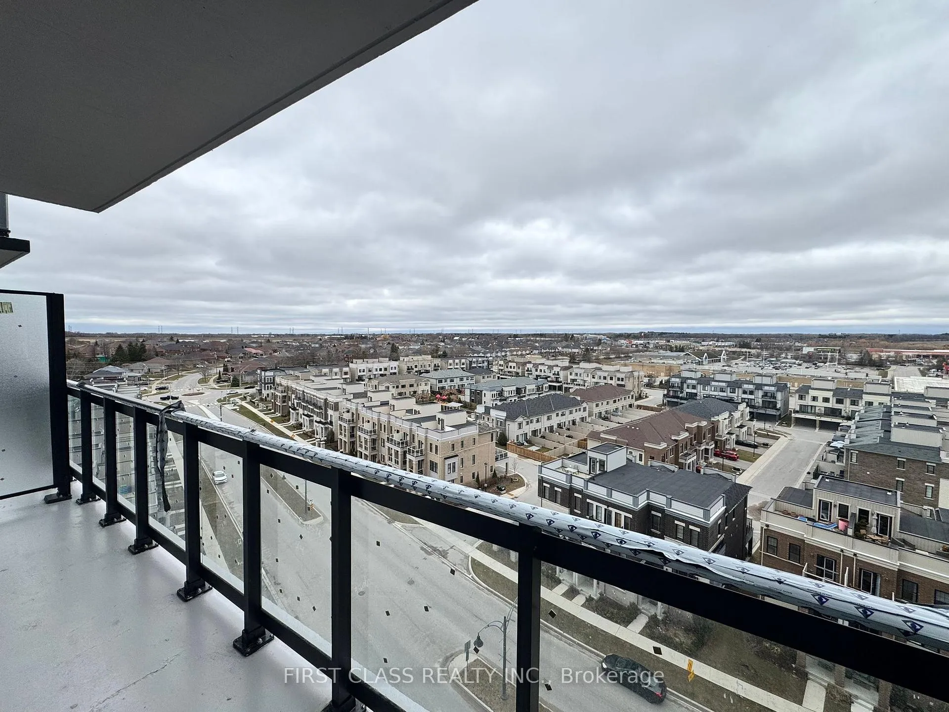 Photo 15 of 51 Clarington Boulevard, Clarington, Bowmanville — HOMEH