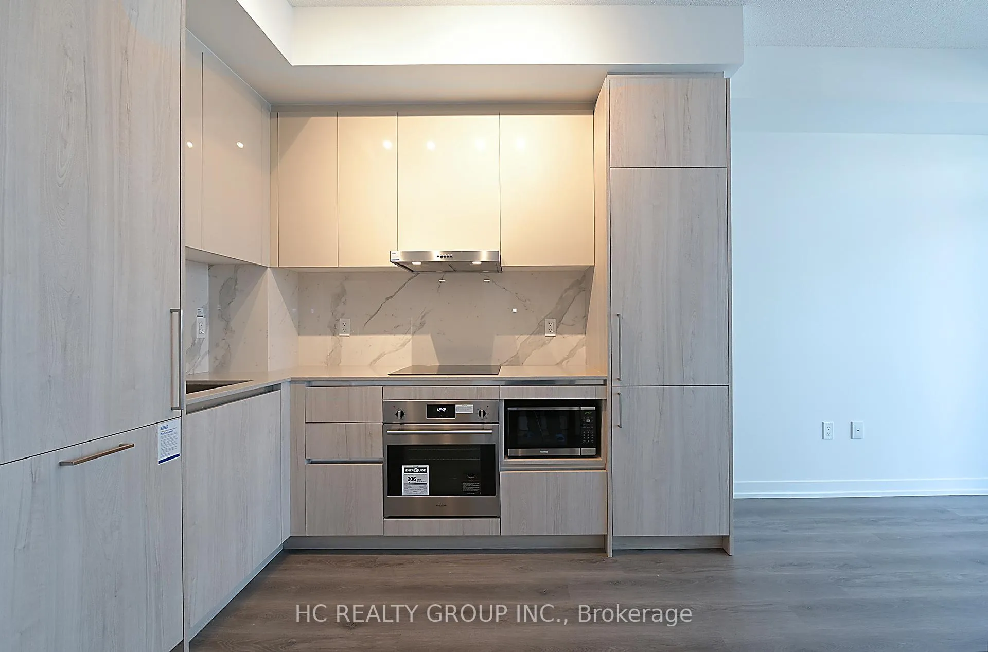 Photo 4 of Unit 801, 225 Commerce Street, Vaughan, Vaughan Corporate Centre — HOMEH