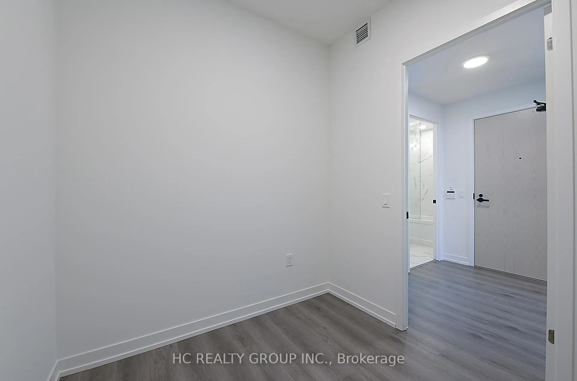 Photo 10 of Unit 801, 225 Commerce Street, Vaughan, Vaughan Corporate Centre — HOMEH