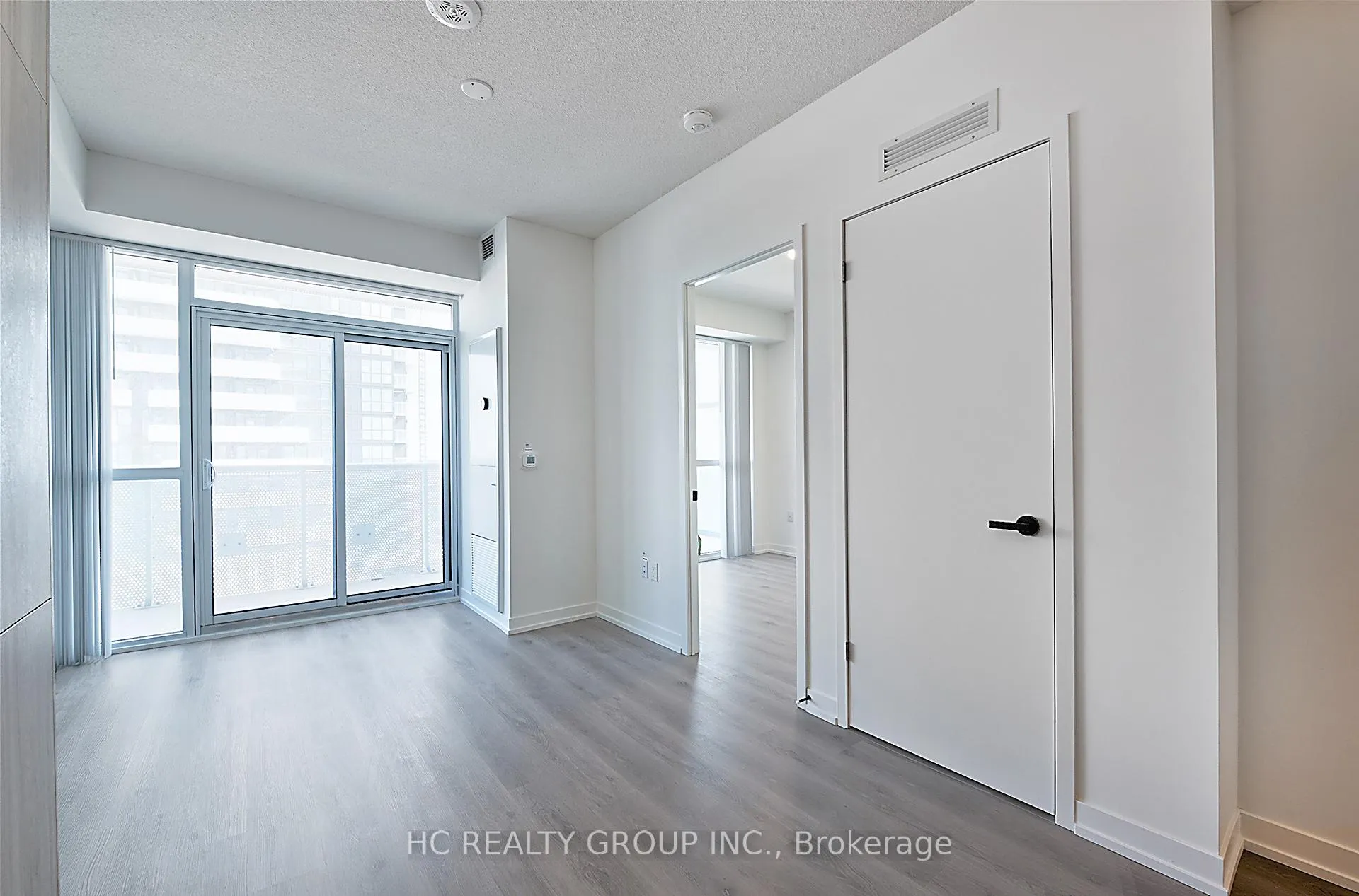 Photo 11 of Unit 801, 225 Commerce Street, Vaughan, Vaughan Corporate Centre — HOMEH