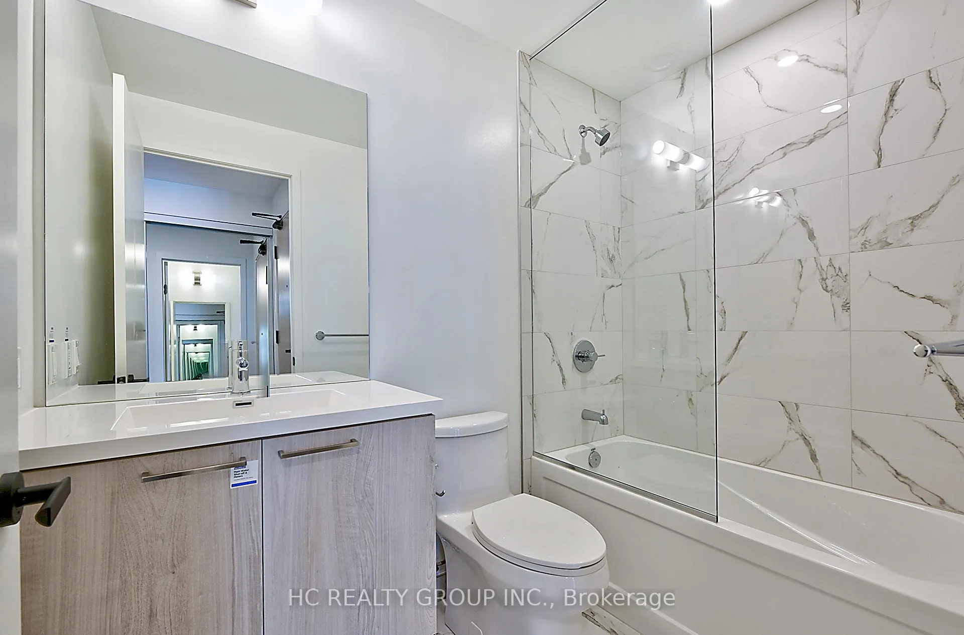 Photo 13 of Unit 801, 225 Commerce Street, Vaughan, Vaughan Corporate Centre — HOMEH
