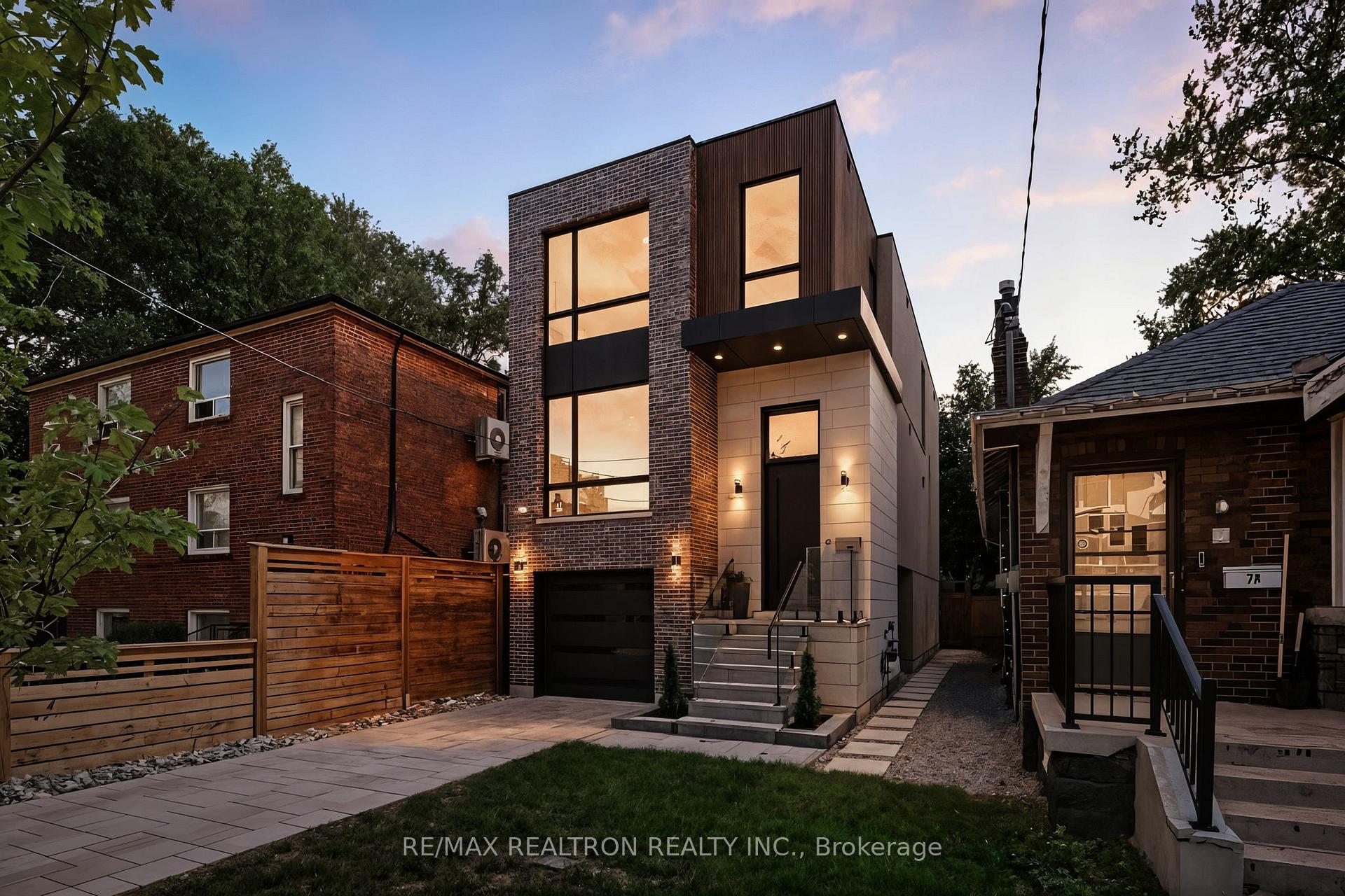 Photo 1 of 7B Bracebridge Avenue, Toronto, Woodbine-Lumsden — HOMEH