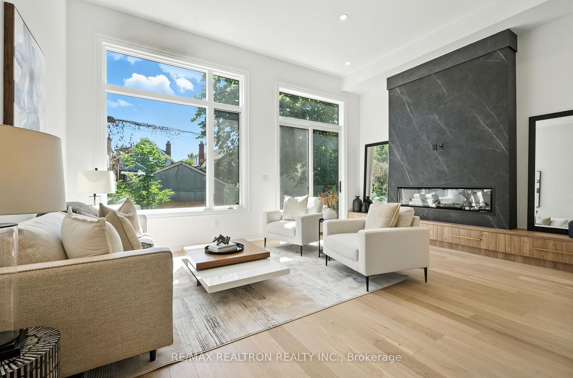 Photo 20 of 7B Bracebridge Avenue, Toronto, Woodbine-Lumsden — HOMEH