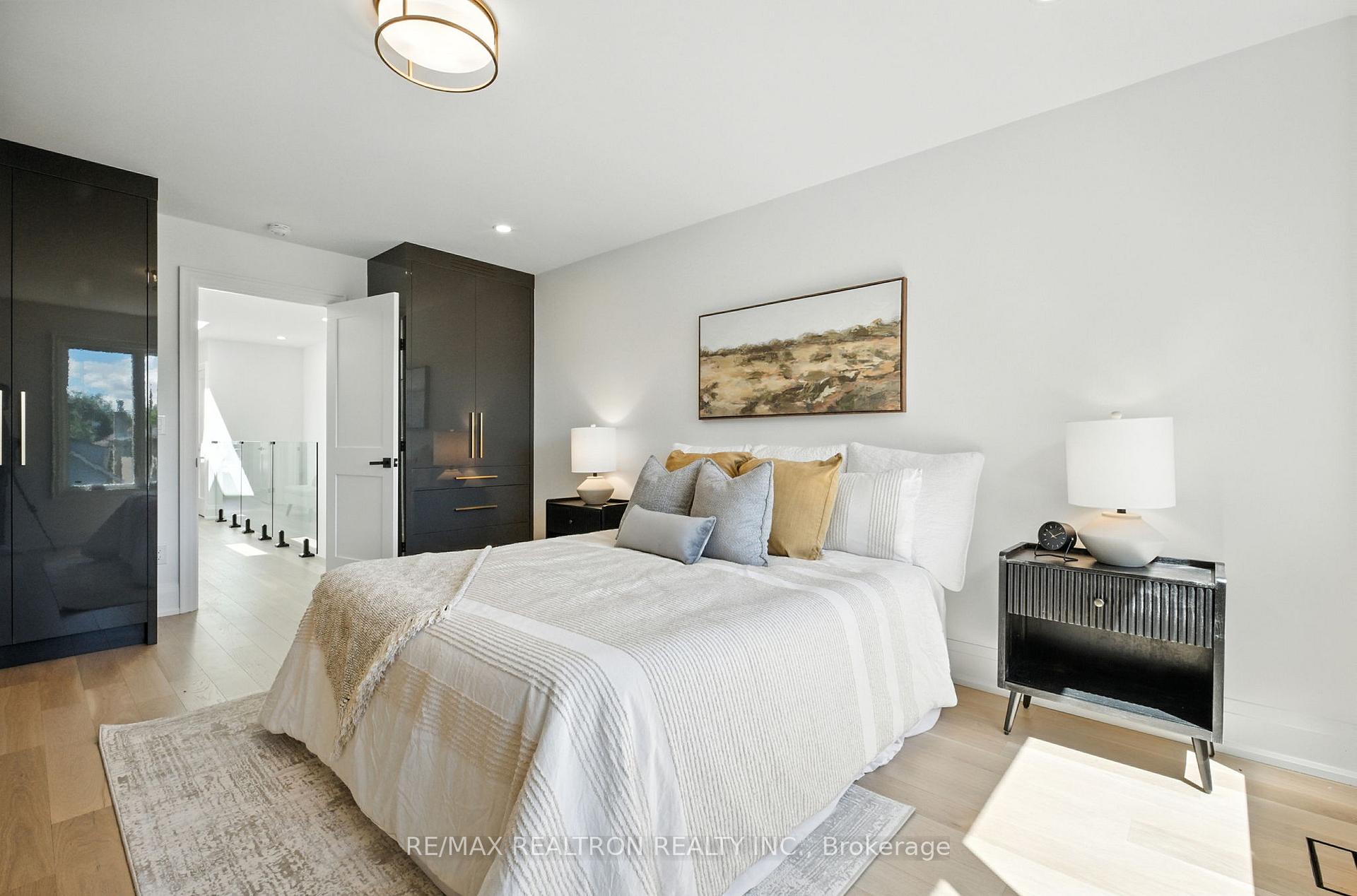 Photo 27 of 7B Bracebridge Avenue, Toronto, Woodbine-Lumsden — HOMEH