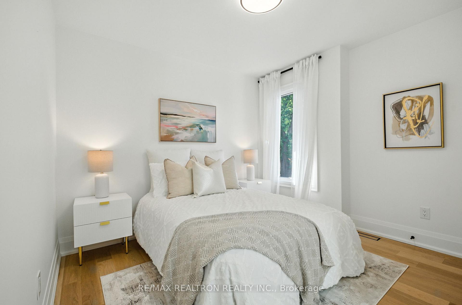 Photo 30 of 7B Bracebridge Avenue, Toronto, Woodbine-Lumsden — HOMEH