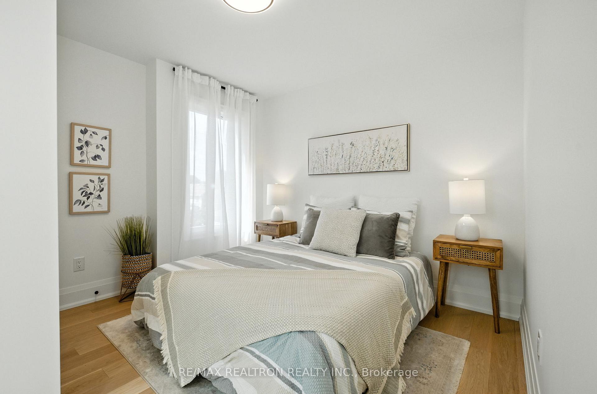 Photo 34 of 7B Bracebridge Avenue, Toronto, Woodbine-Lumsden — HOMEH