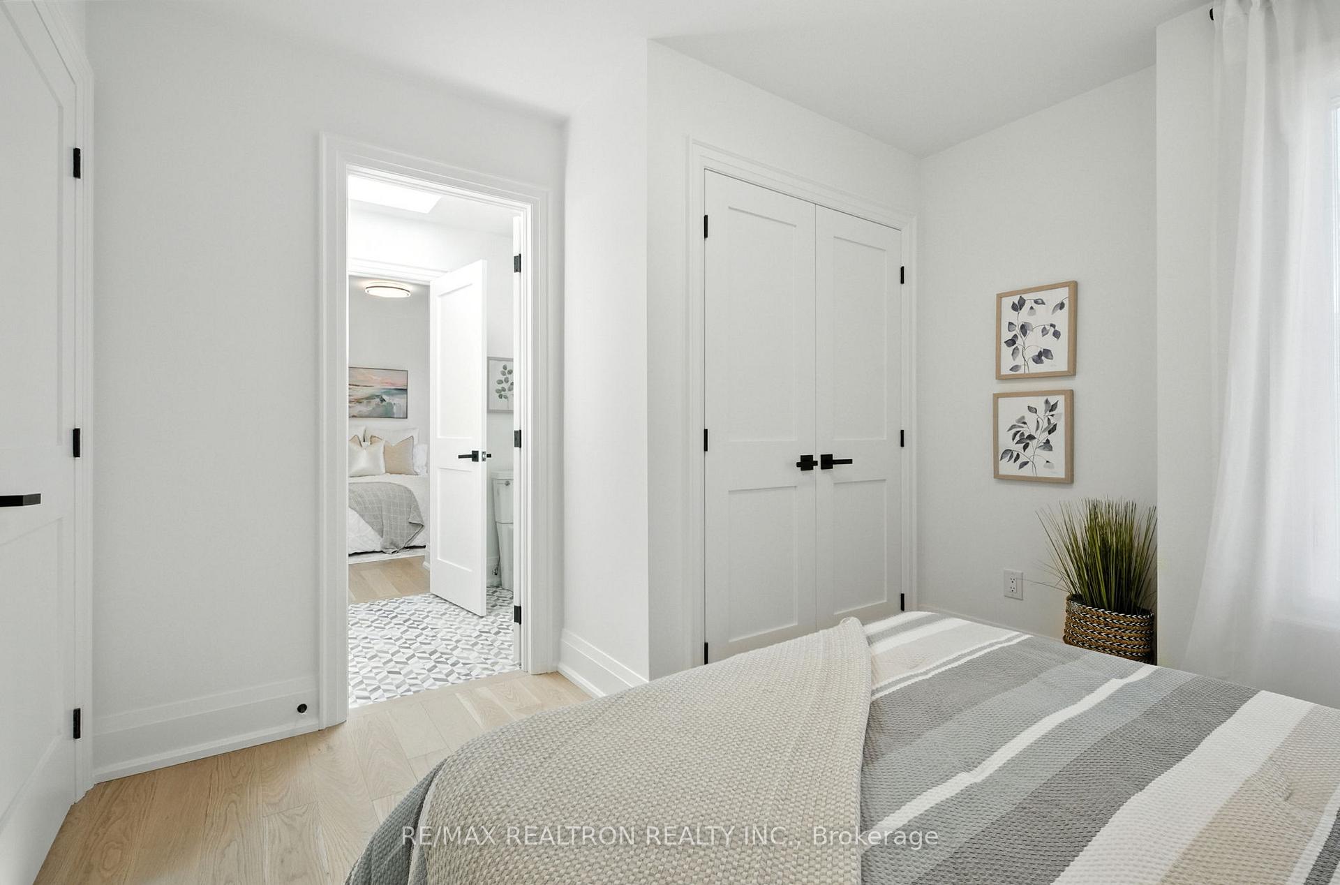 Photo 35 of 7B Bracebridge Avenue, Toronto, Woodbine-Lumsden — HOMEH