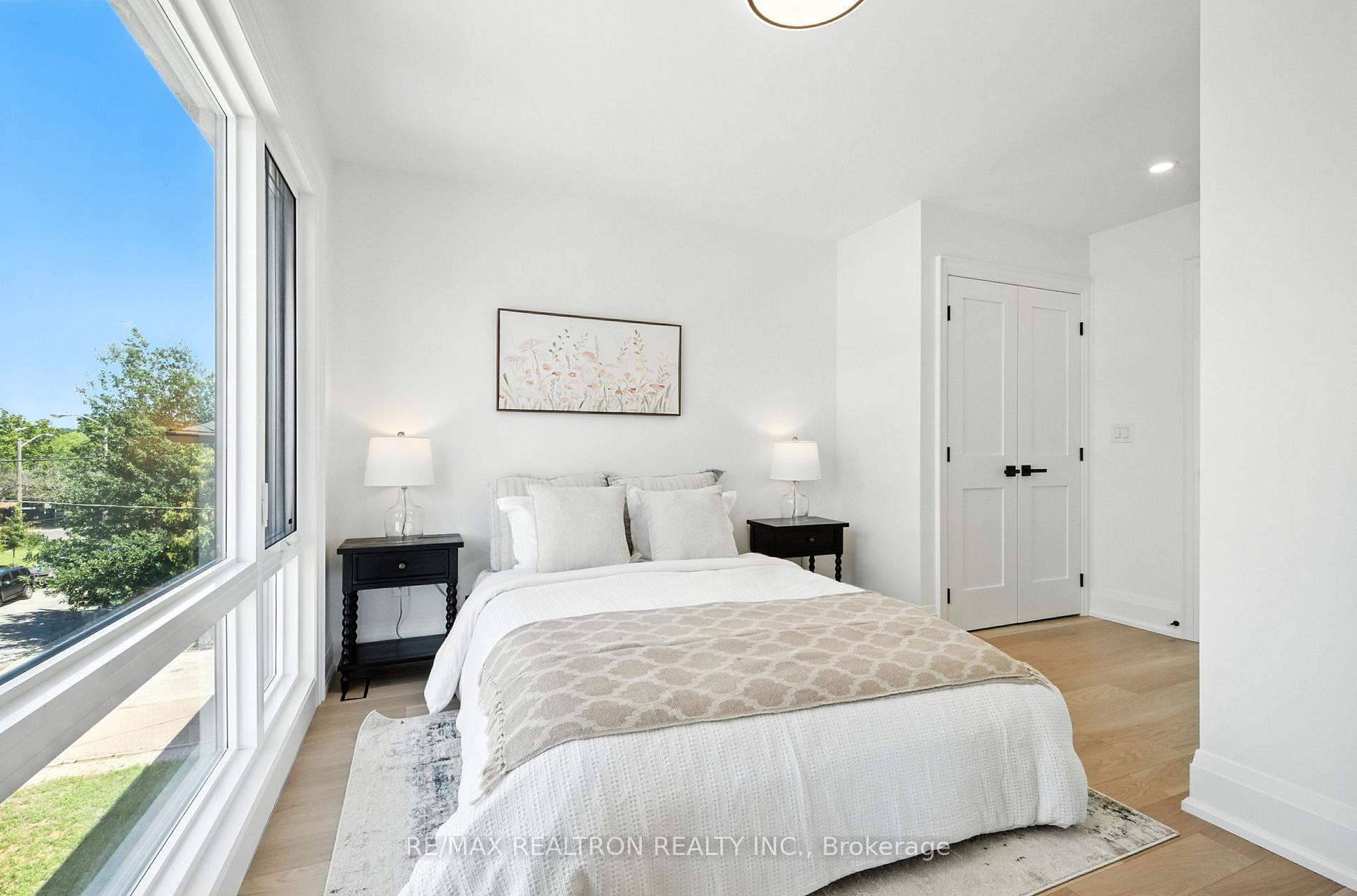 Photo 37 of 7B Bracebridge Avenue, Toronto, Woodbine-Lumsden — HOMEH