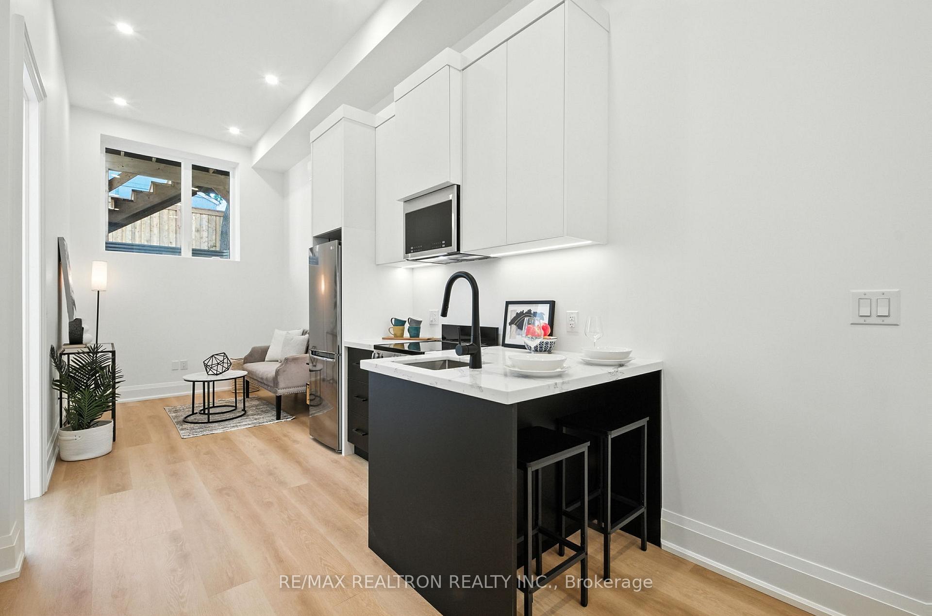 Photo 42 of 7B Bracebridge Avenue, Toronto, Woodbine-Lumsden — HOMEH