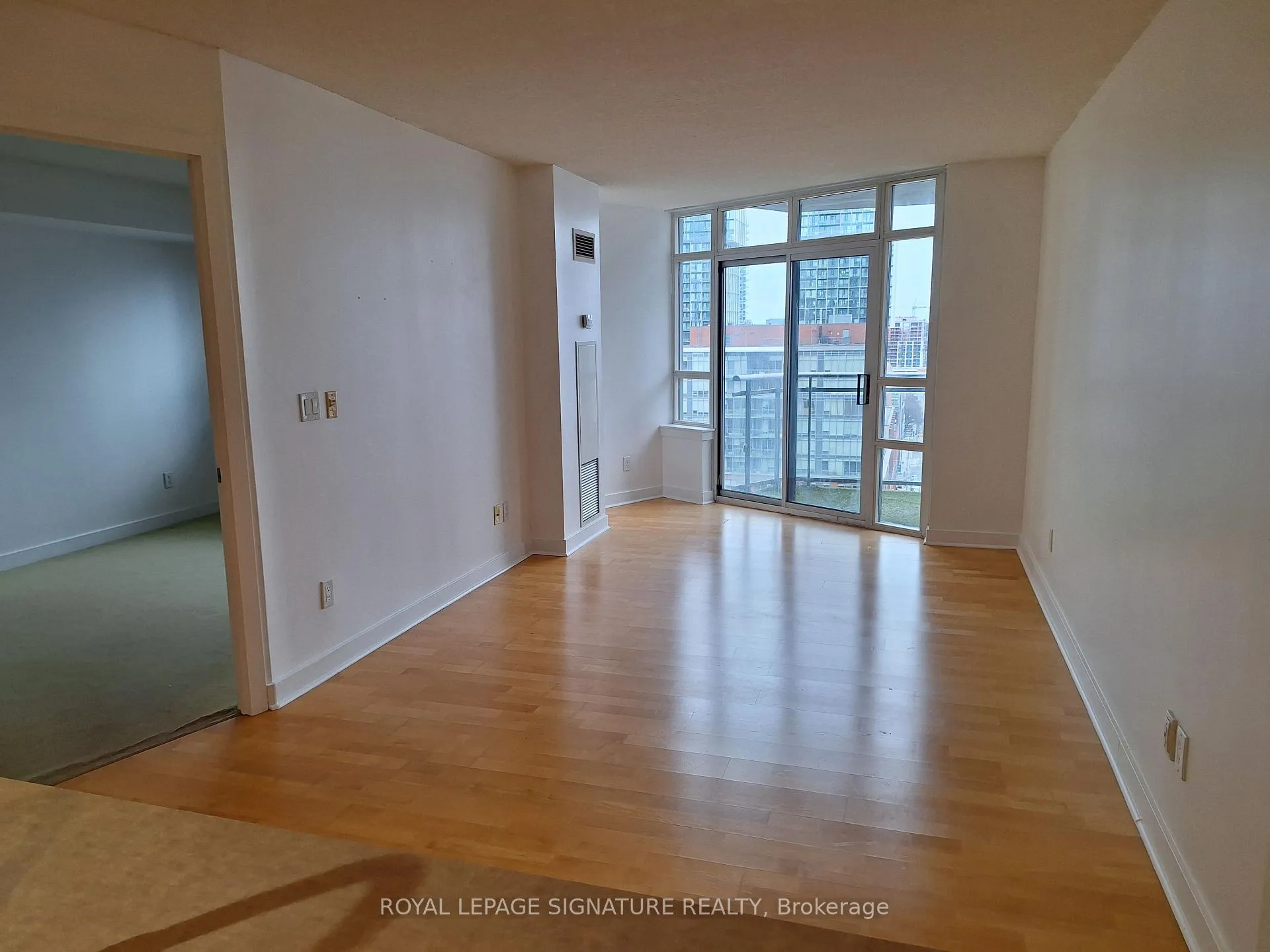 Photo 6 of Unit 1516, 255 Richmond Street E, Toronto, Moss Park — HOMEH