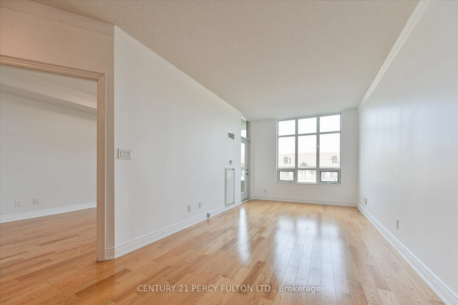 Photo 11 of Unit 317, 20 Bloorview Place, North York, Don Valley Village — HOMEH