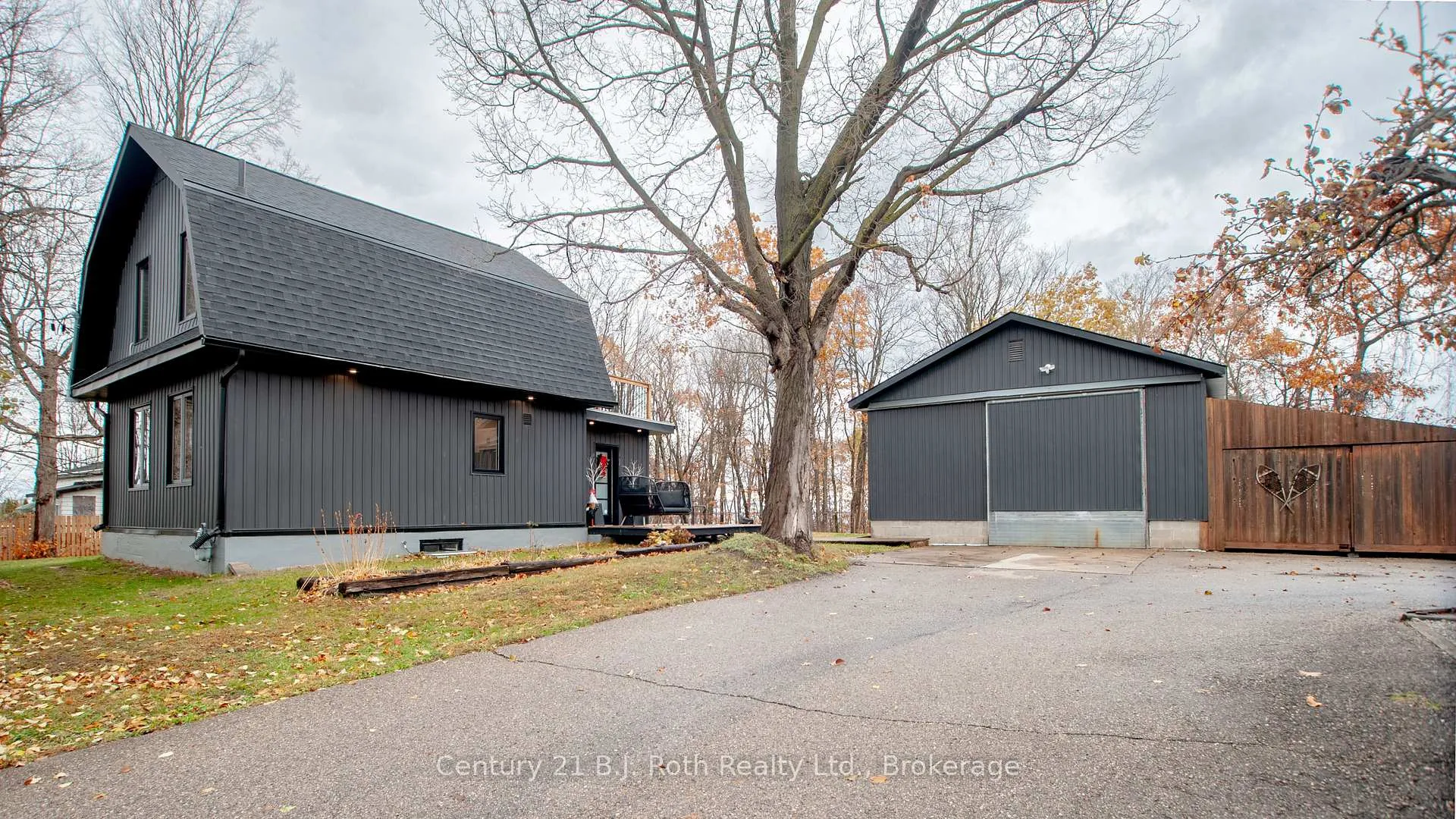 Photo 1 of 381 Olive Street, Midland — HOMEH