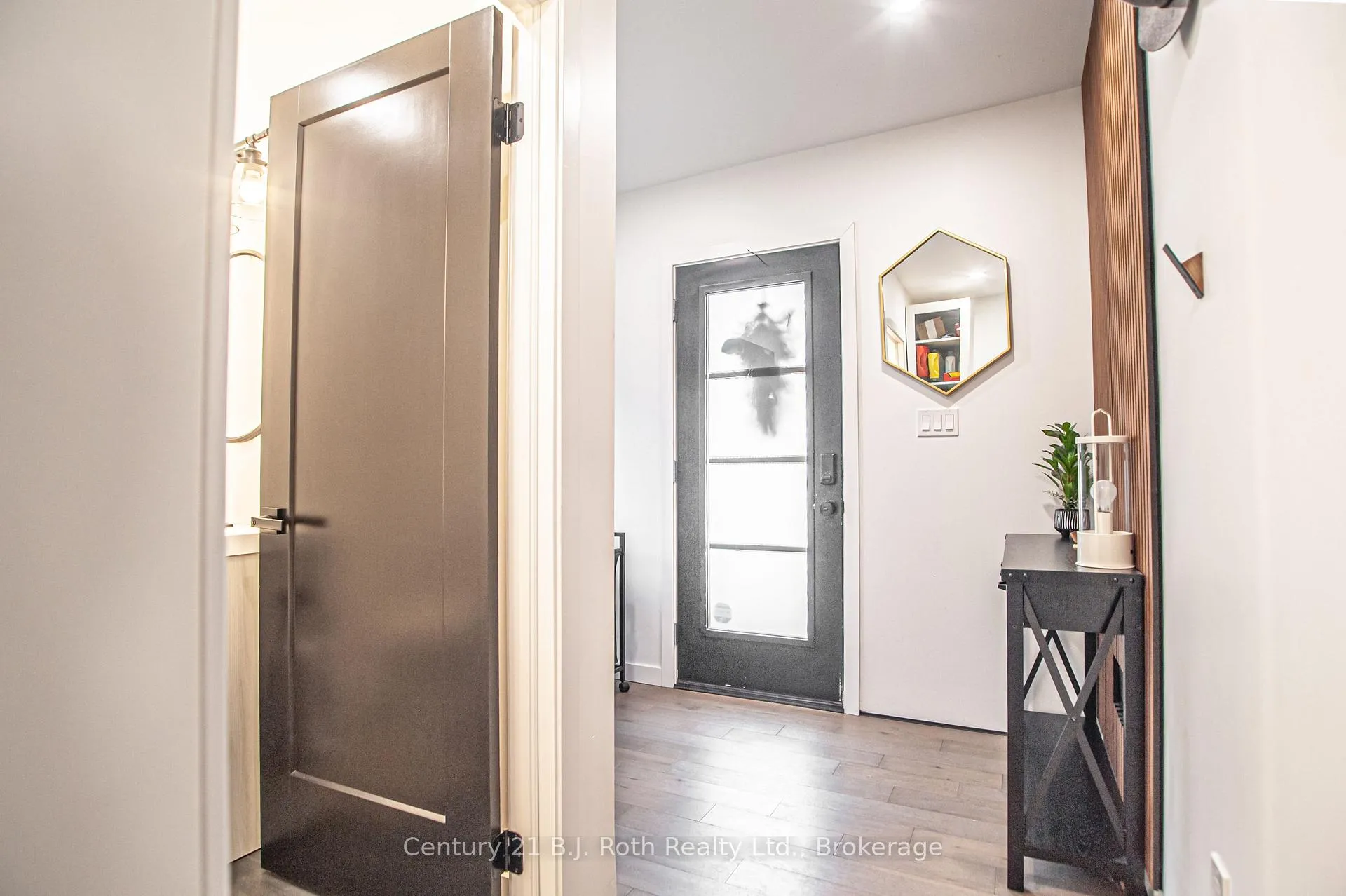 Photo 4 of 381 Olive Street, Midland — HOMEH