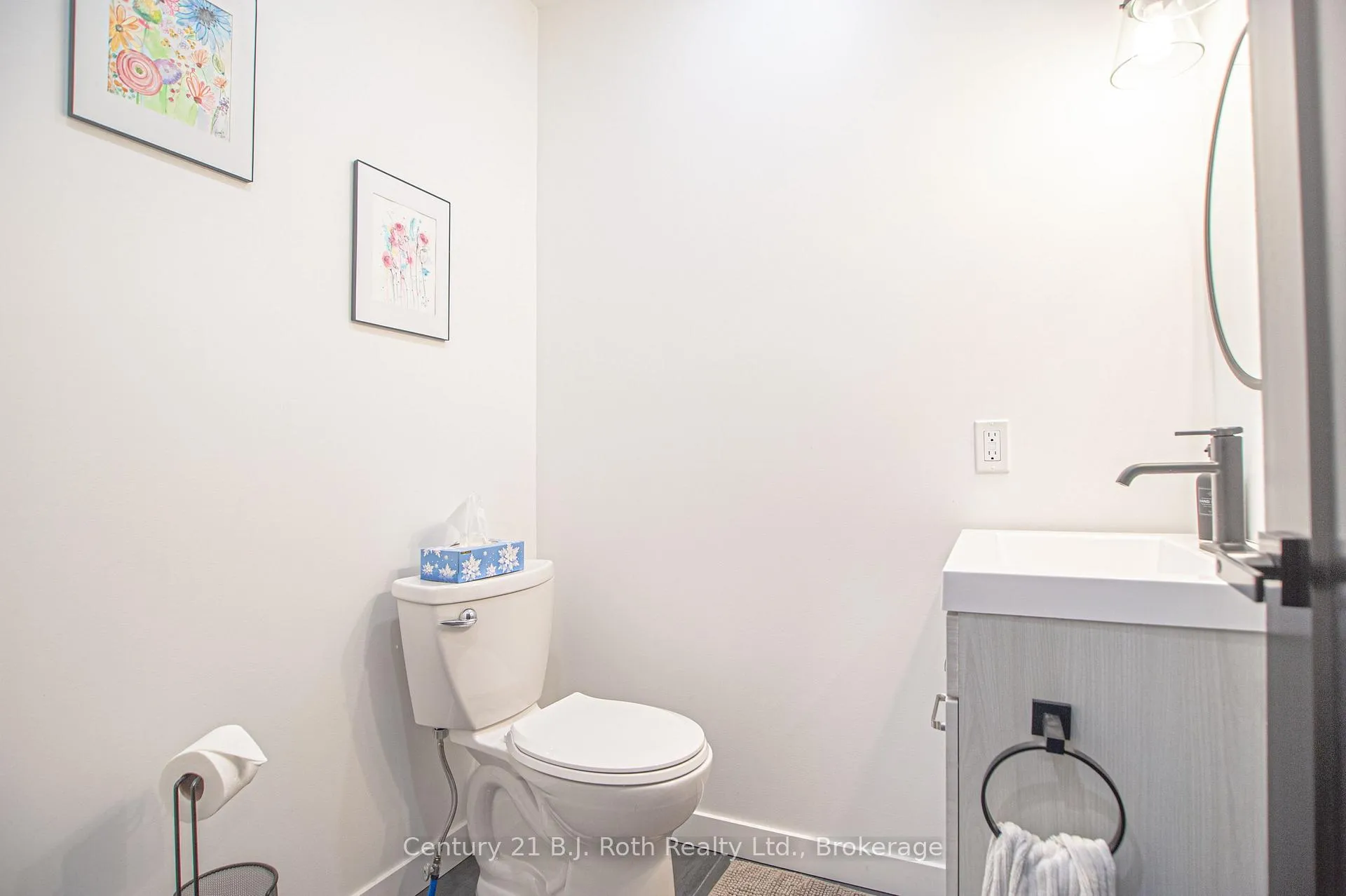 Photo 5 of 381 Olive Street, Midland — HOMEH