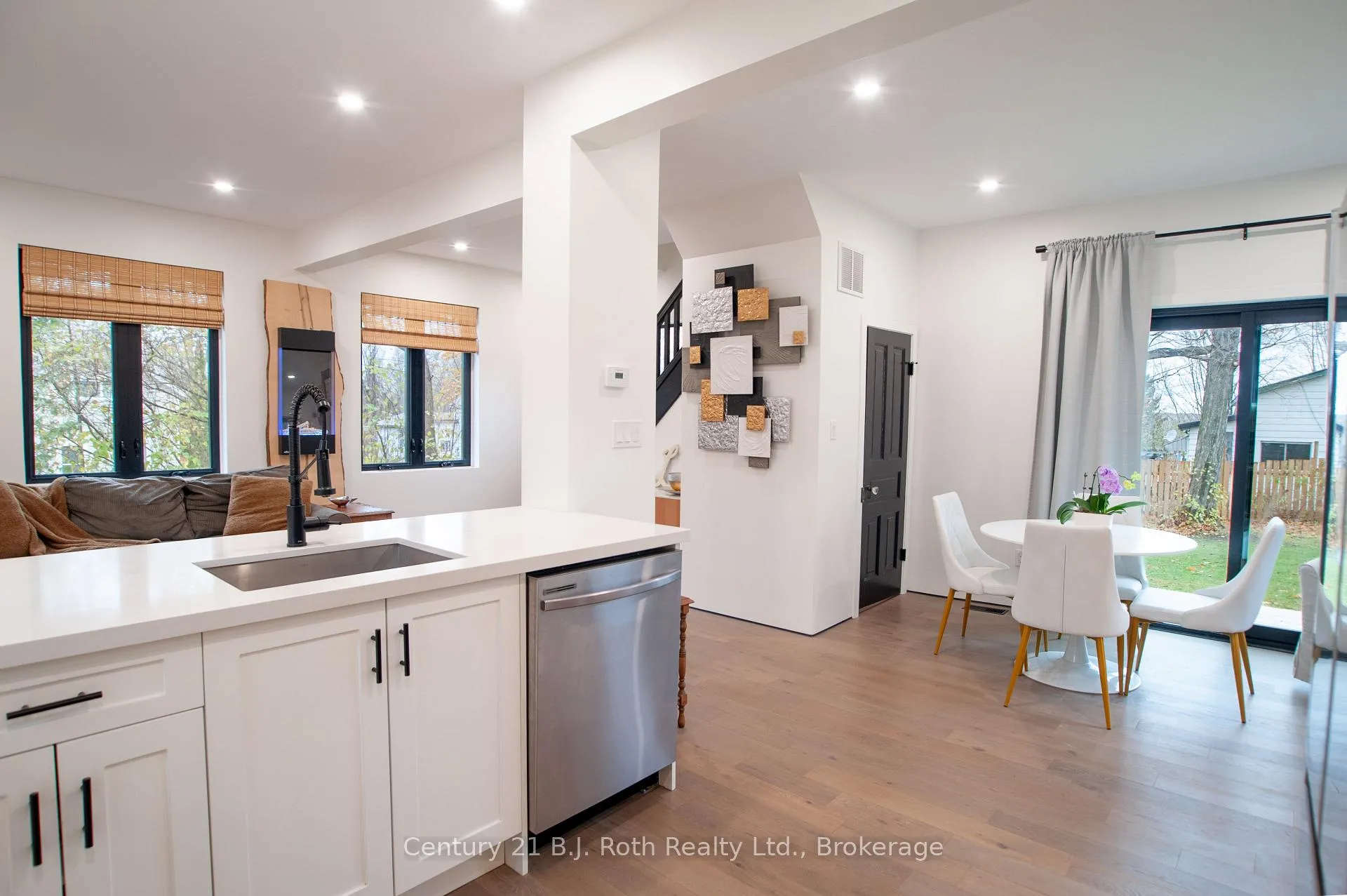 Photo 6 of 381 Olive Street, Midland — HOMEH