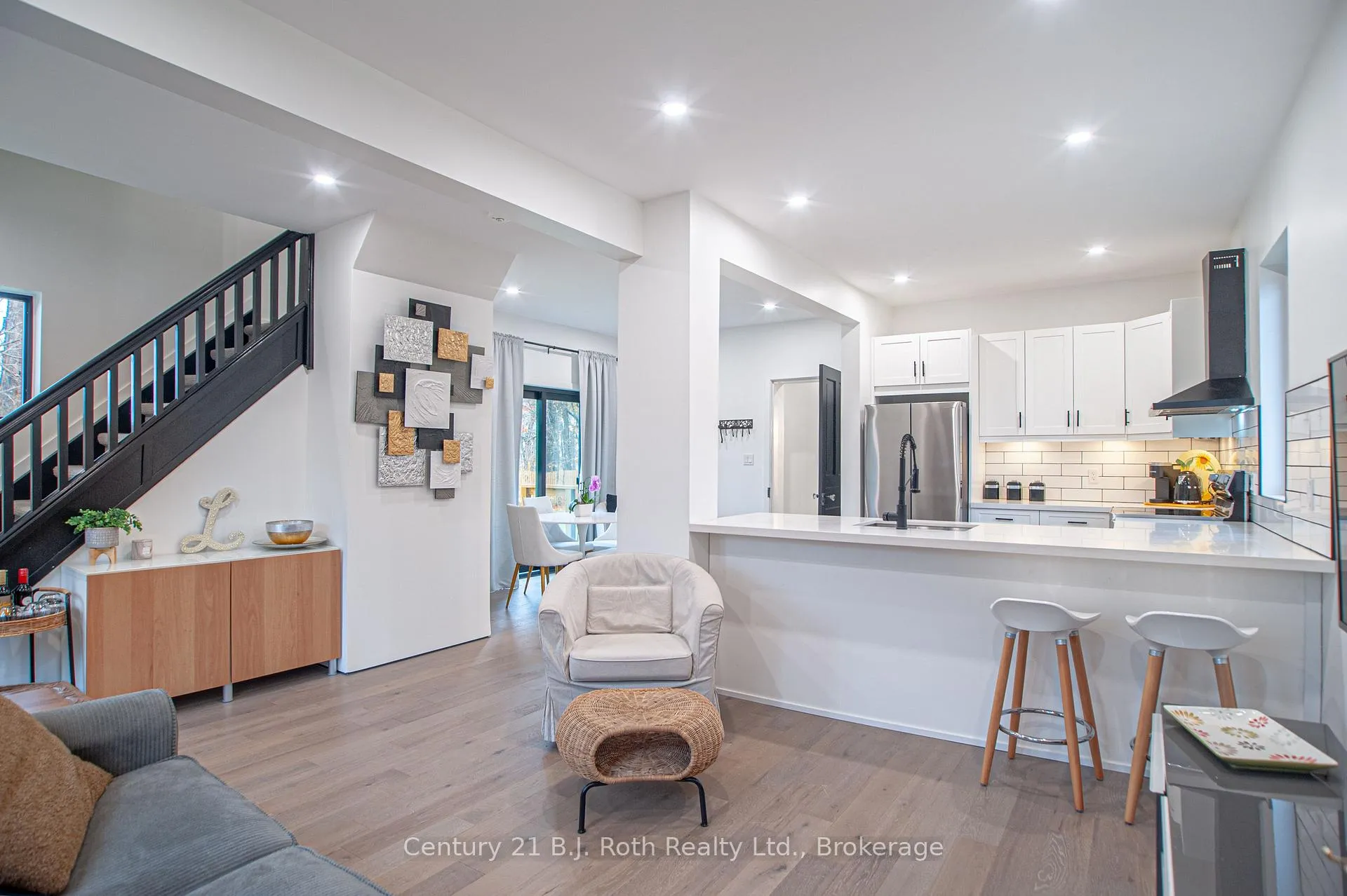 Photo 9 of 381 Olive Street, Midland — HOMEH