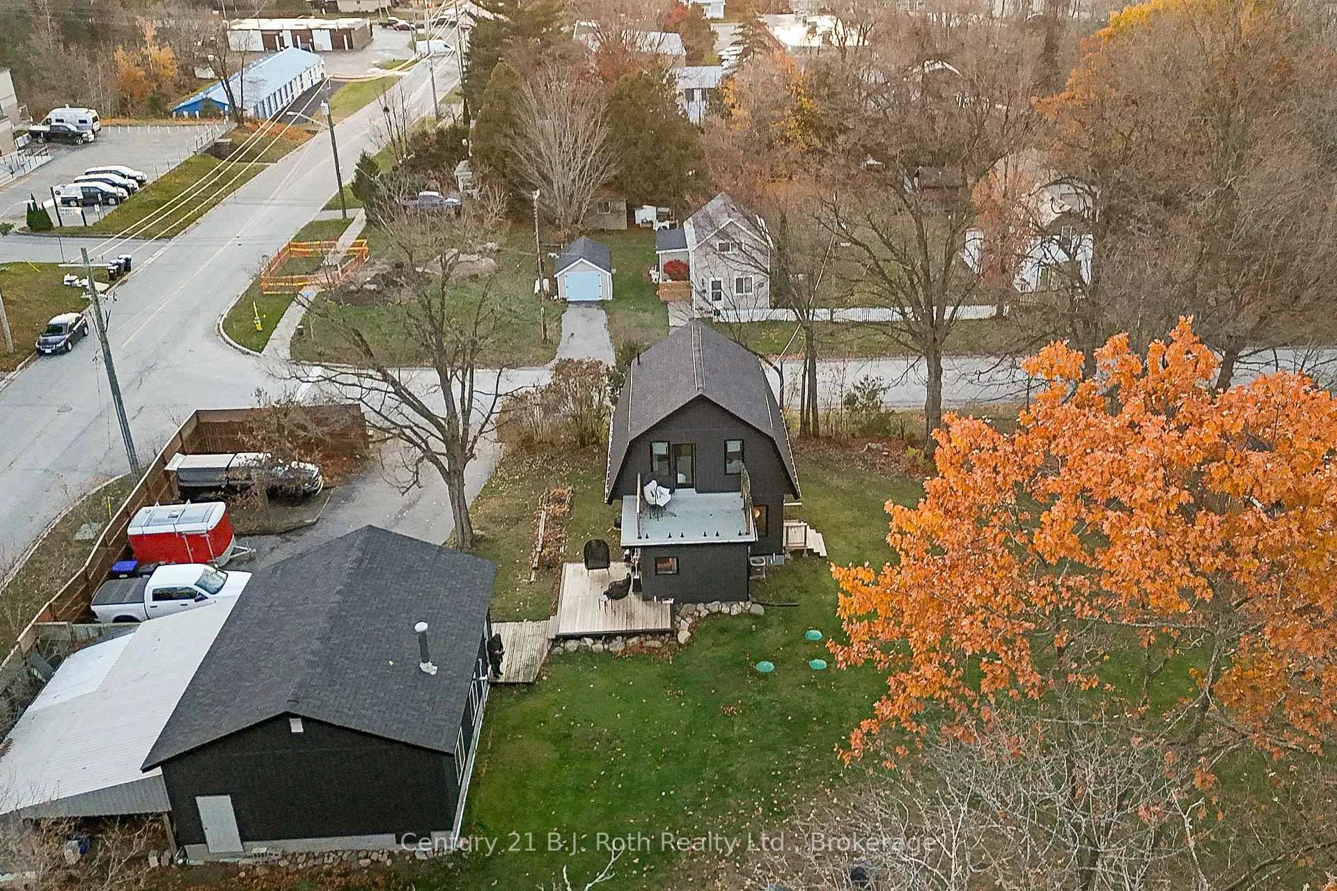 Photo 17 of 381 Olive Street, Midland — HOMEH