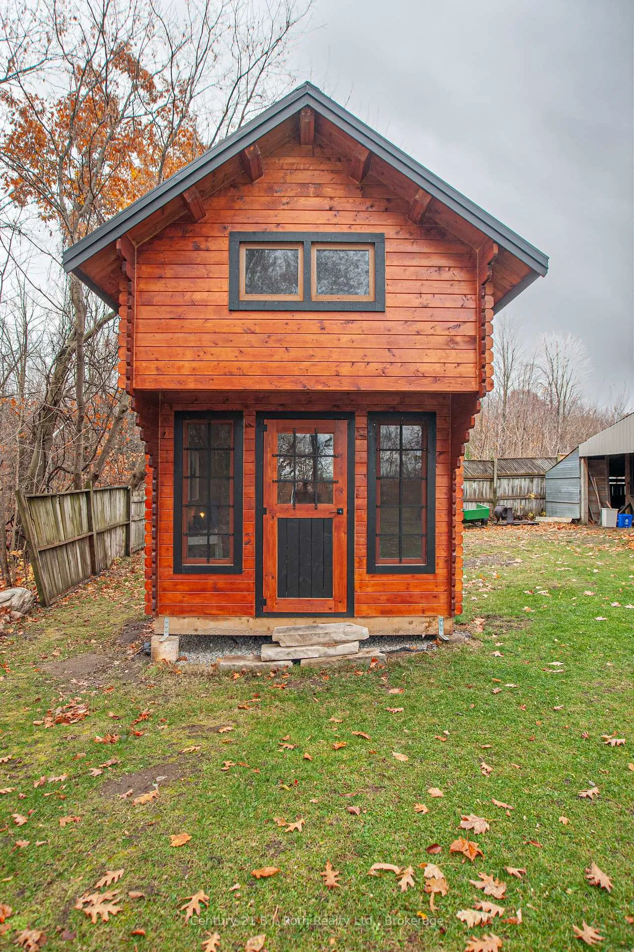 Photo 23 of 381 Olive Street, Midland — HOMEH