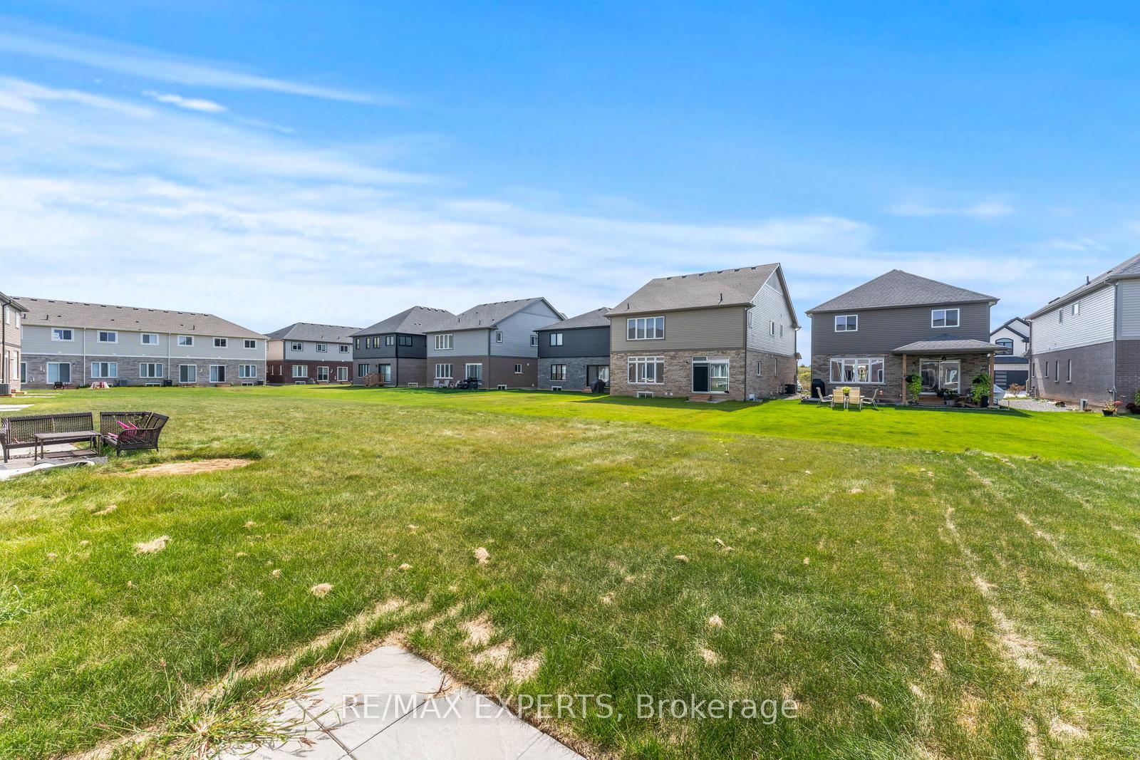 Photo 42 of 116 Alicia Crescent, Thorold, Hurricane/Merrittville — HOMEH