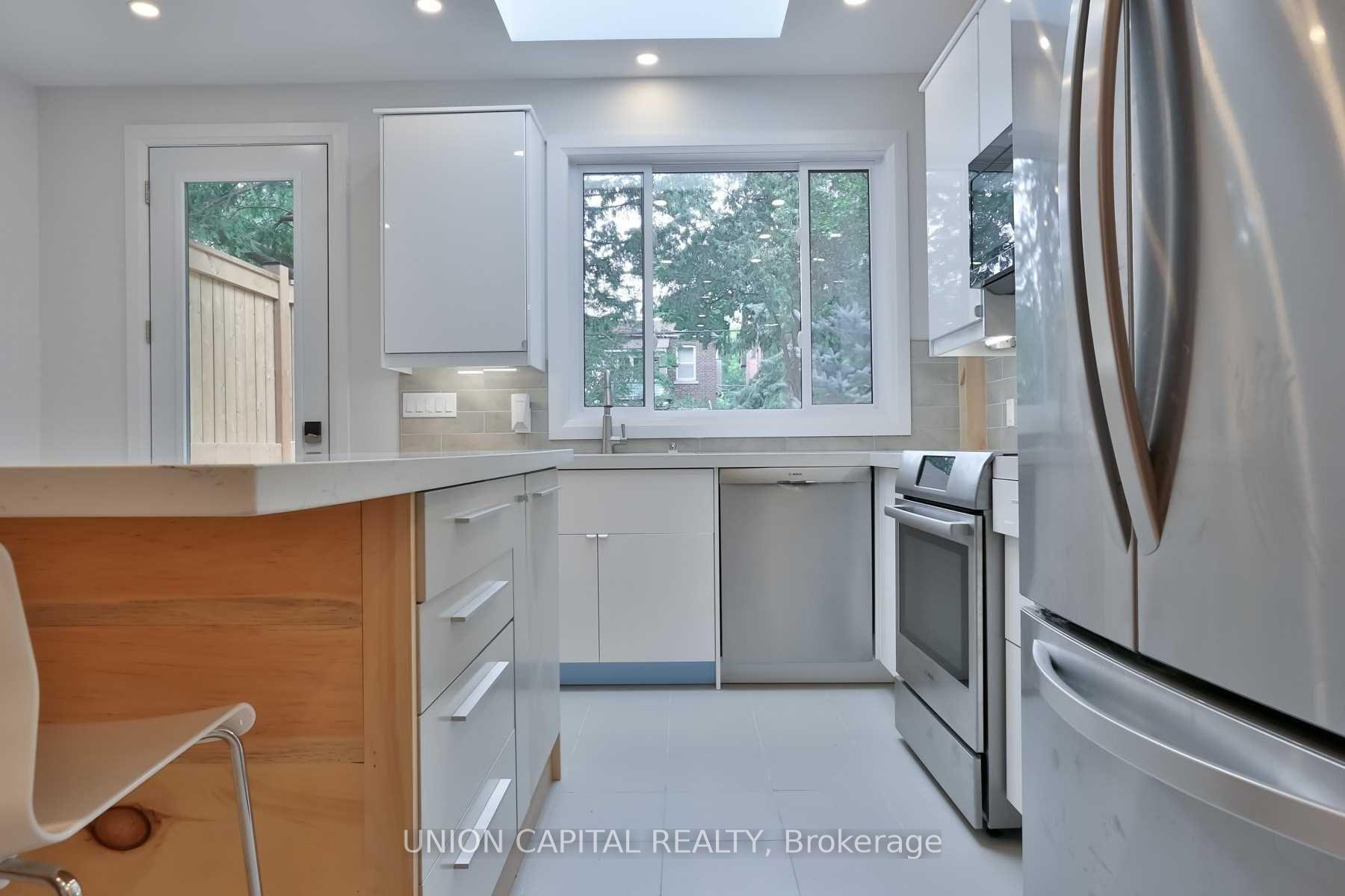 Photo 10 of Unit Main, 56 Ravina Crescent, Toronto, Blake-Jones — HOMEH