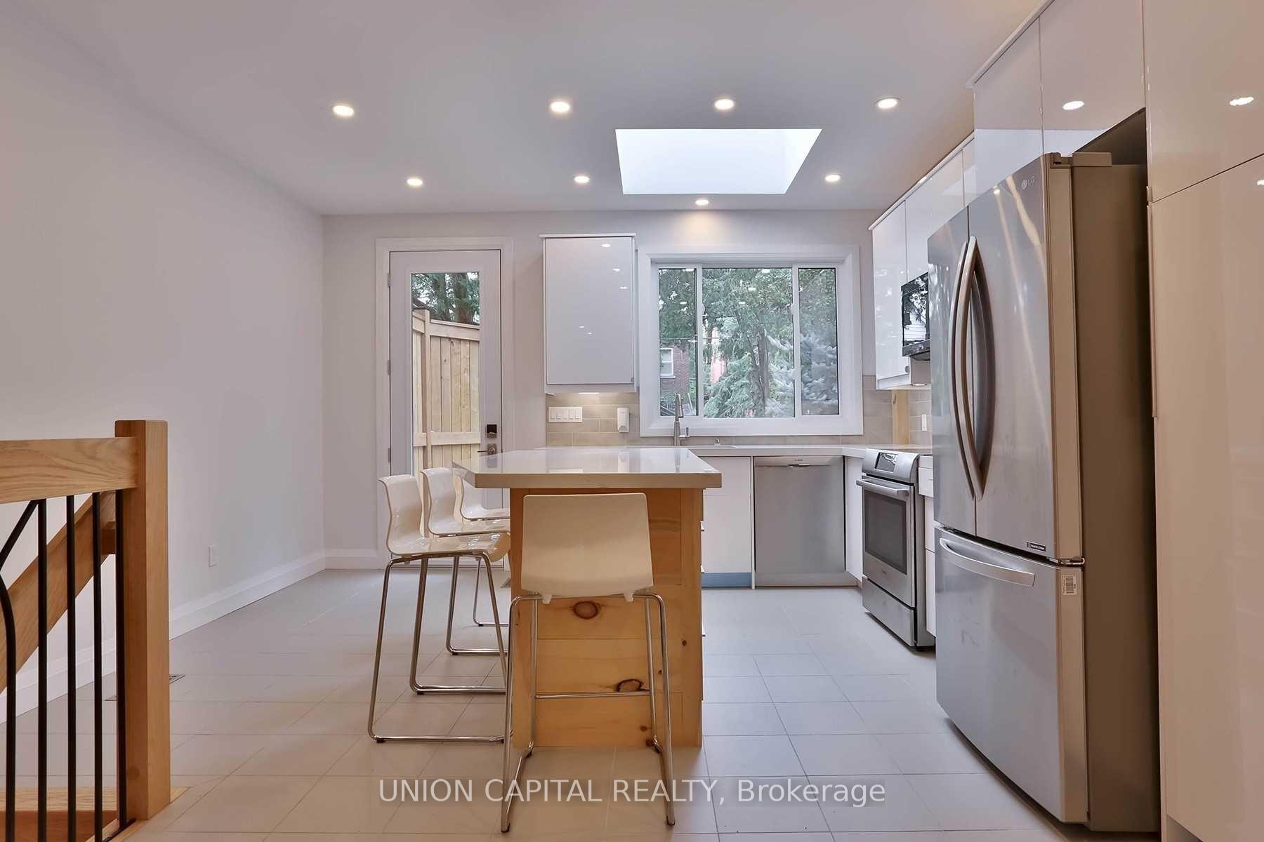 Photo 11 of Unit Main, 56 Ravina Crescent, Toronto, Blake-Jones — HOMEH