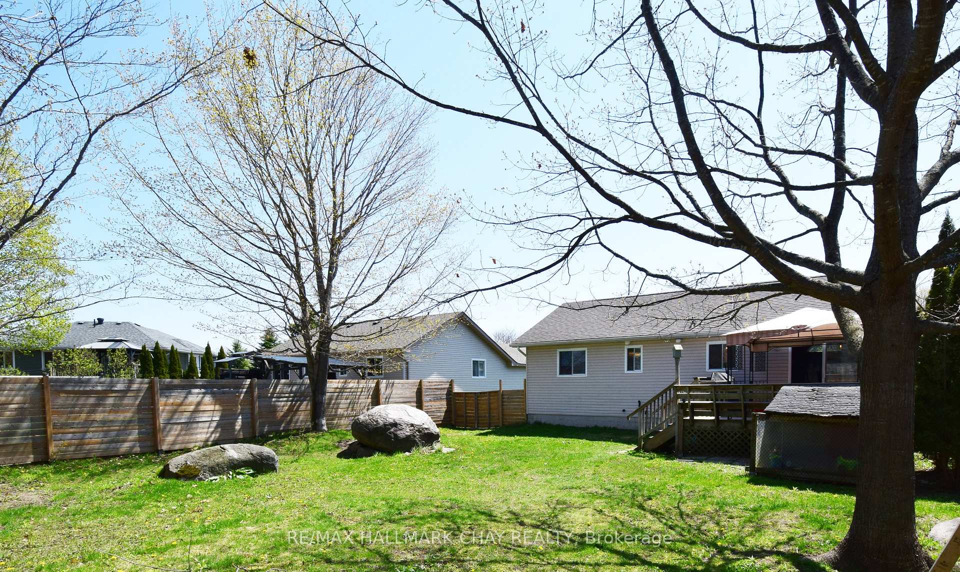 Photo 8 of 68 Anderson Crescent, Tay, Victoria Harbour — HOMEH
