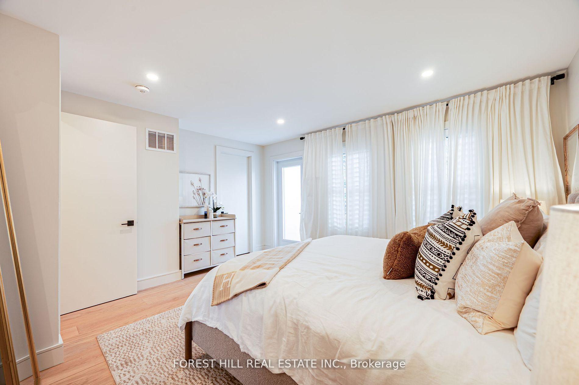 Photo 17 of 295 Strathmore Boulevard, Toronto, Danforth — HOMEH