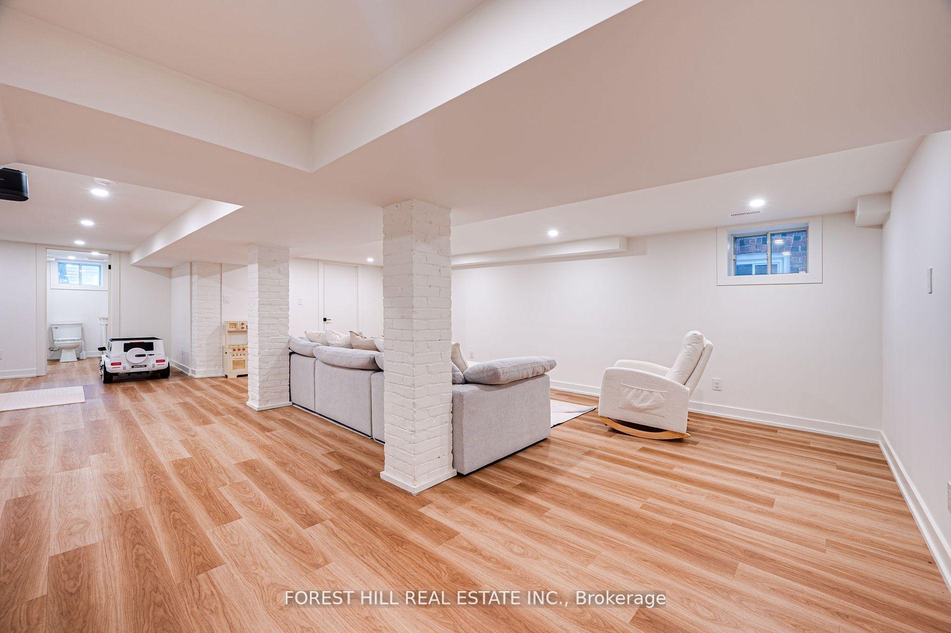 Photo 26 of 295 Strathmore Boulevard, Toronto, Danforth — HOMEH