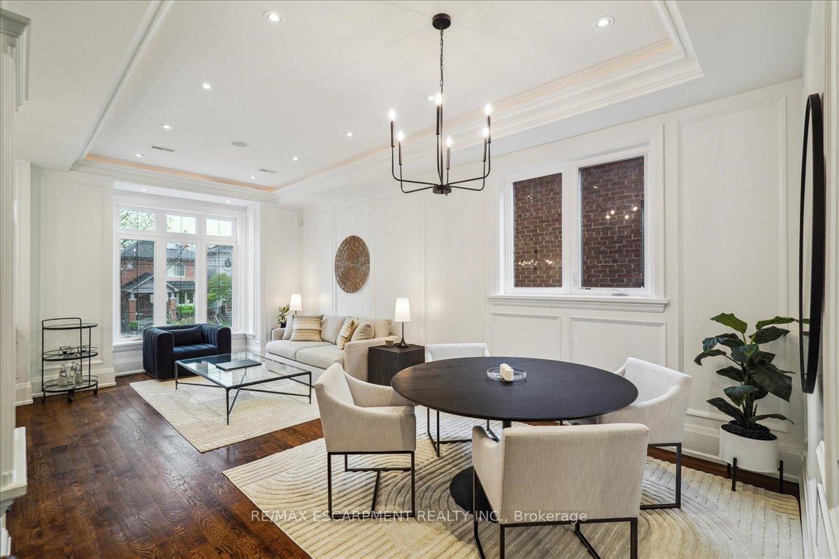 Photo 5 of 34 Joicey Boulevard, Toronto, Bedford Park-Nortown — HOMEH