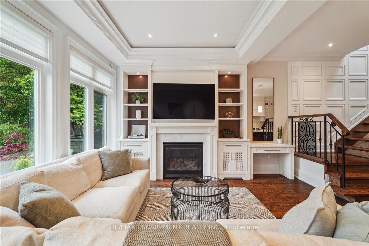 Photo 14 of 34 Joicey Boulevard, Toronto, Bedford Park-Nortown — HOMEH