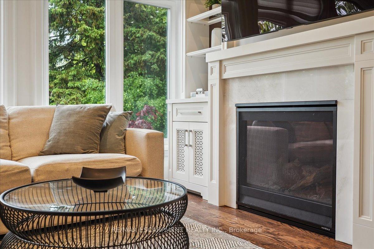 Photo 16 of 34 Joicey Boulevard, Toronto, Bedford Park-Nortown — HOMEH