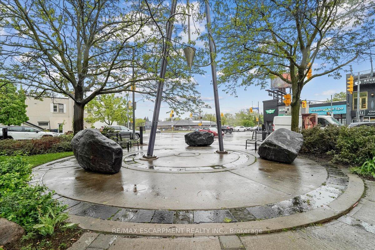 Photo 45 of 34 Joicey Boulevard, Toronto, Bedford Park-Nortown — HOMEH