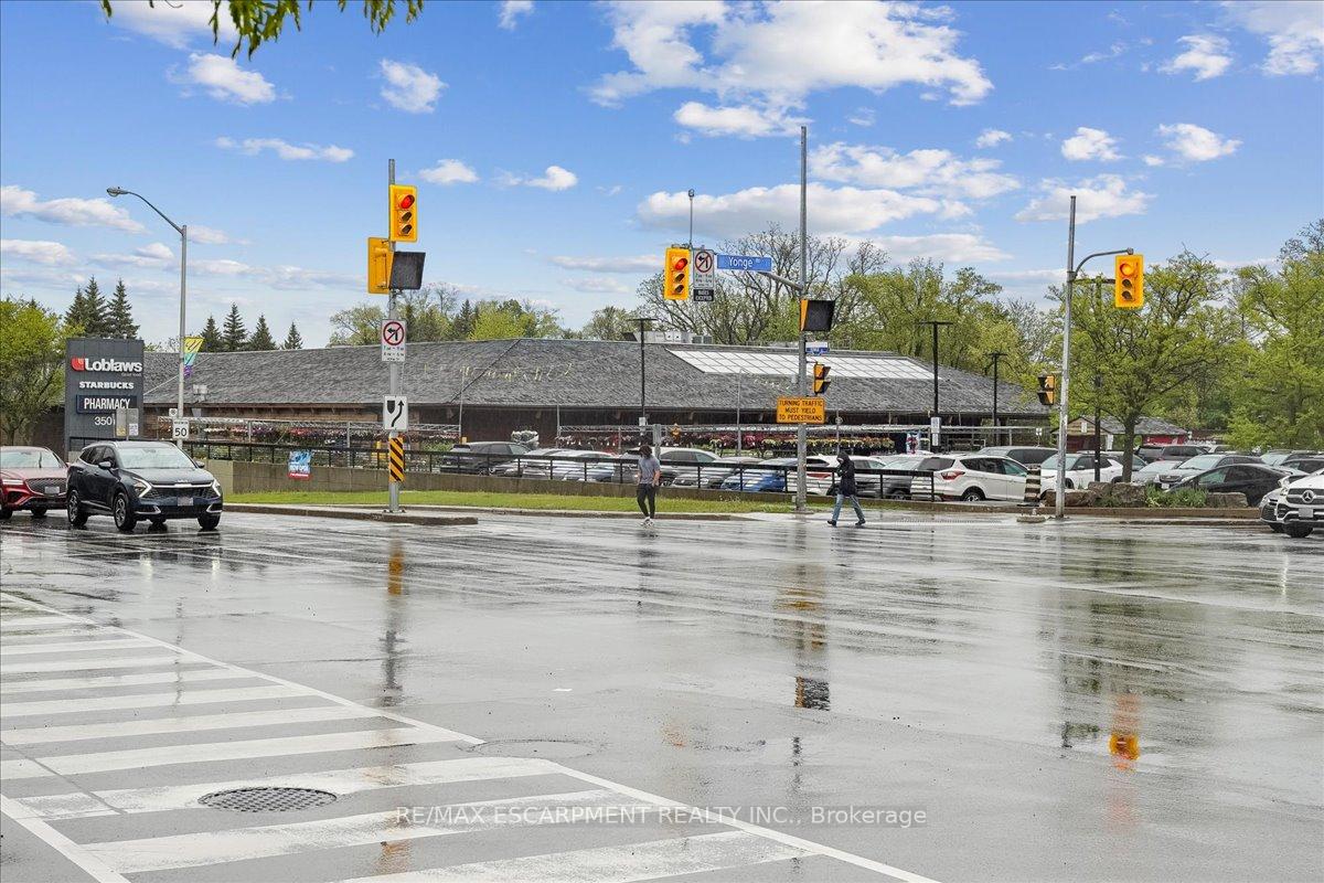 Photo 46 of 34 Joicey Boulevard, Toronto, Bedford Park-Nortown — HOMEH