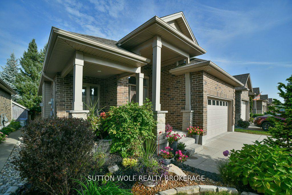 Photo 2 of Unit 2, 295 Mogg Street, Strathroy-Caradoc, SE — HOMEH