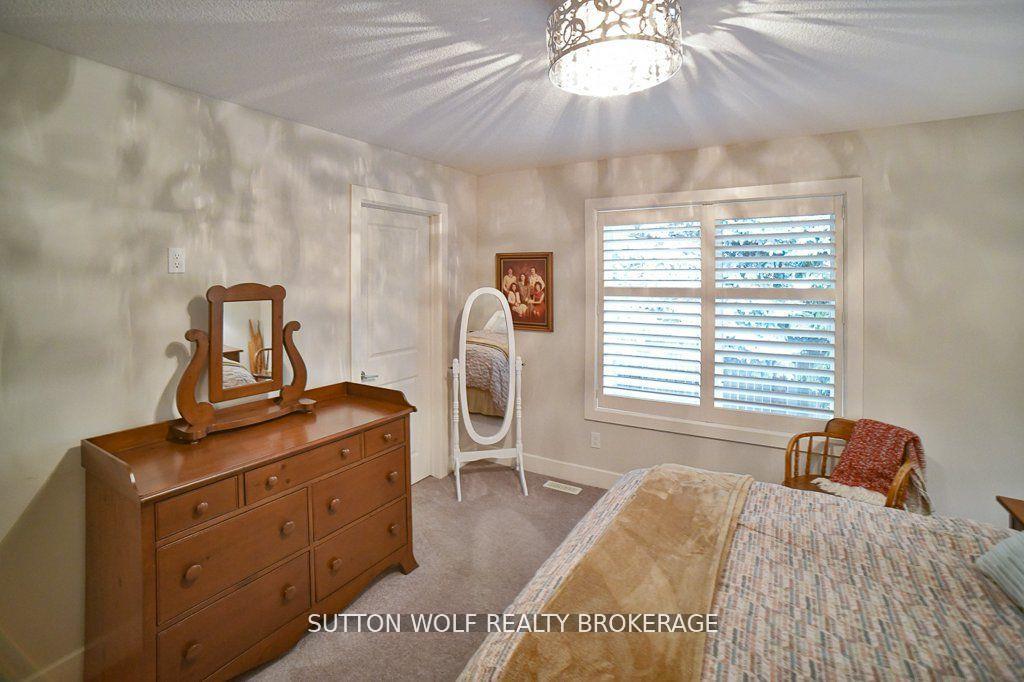 Photo 16 of Unit 2, 295 Mogg Street, Strathroy-Caradoc, SE — HOMEH
