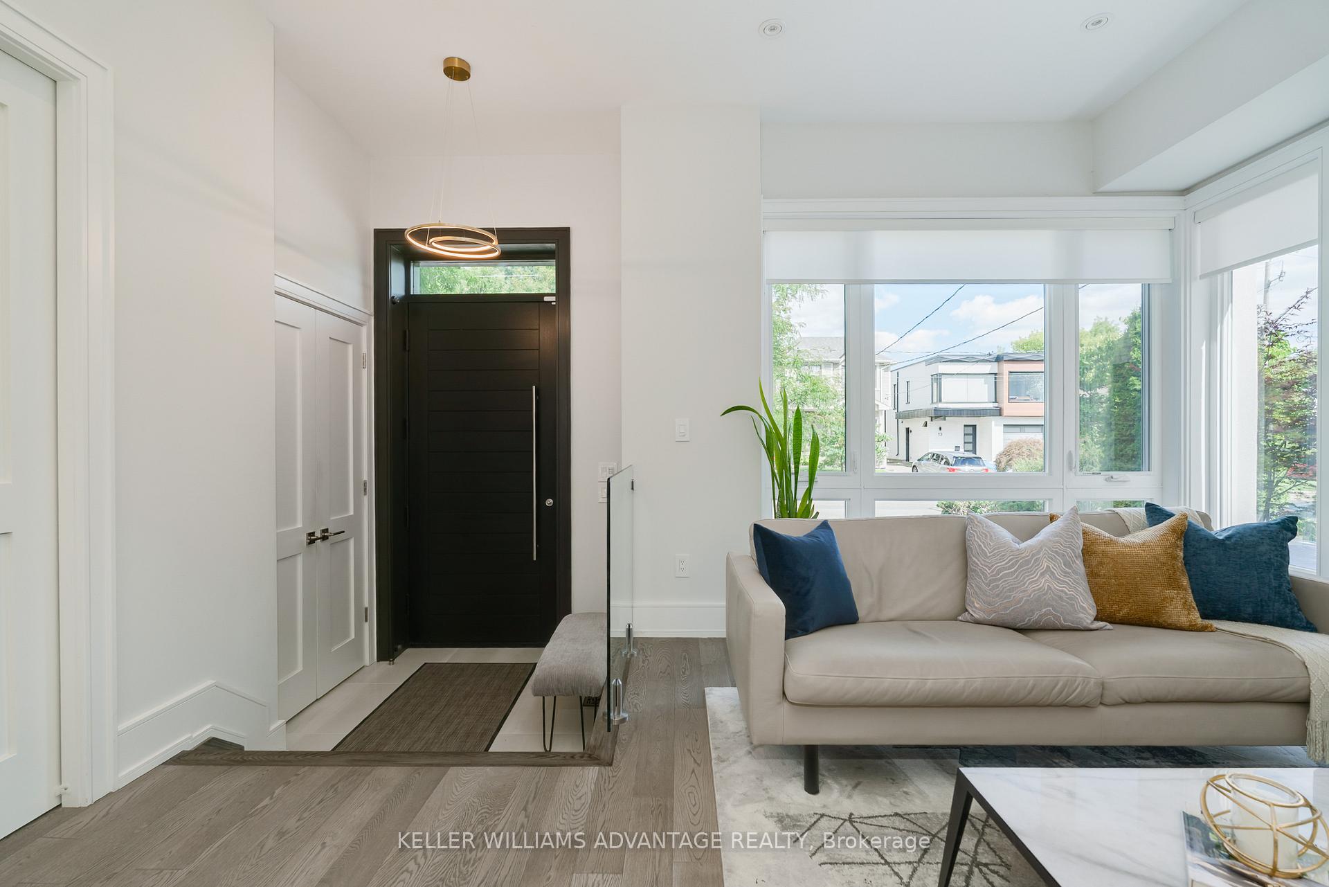 Photo 5 of 18 Mckayfield Road, Toronto, Danforth Village-East York — HOMEH