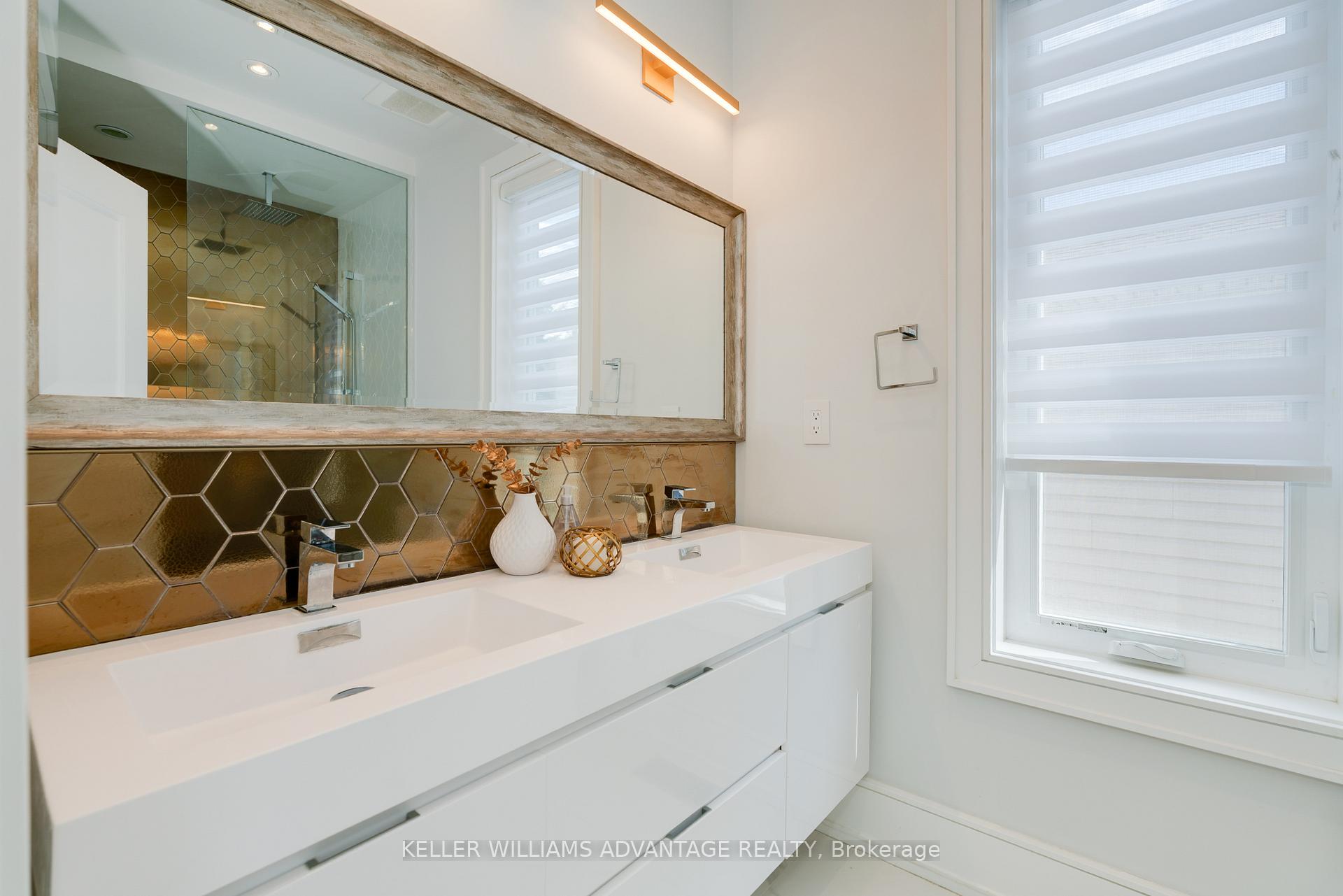 Photo 33 of 18 Mckayfield Road, Toronto, Danforth Village-East York — HOMEH